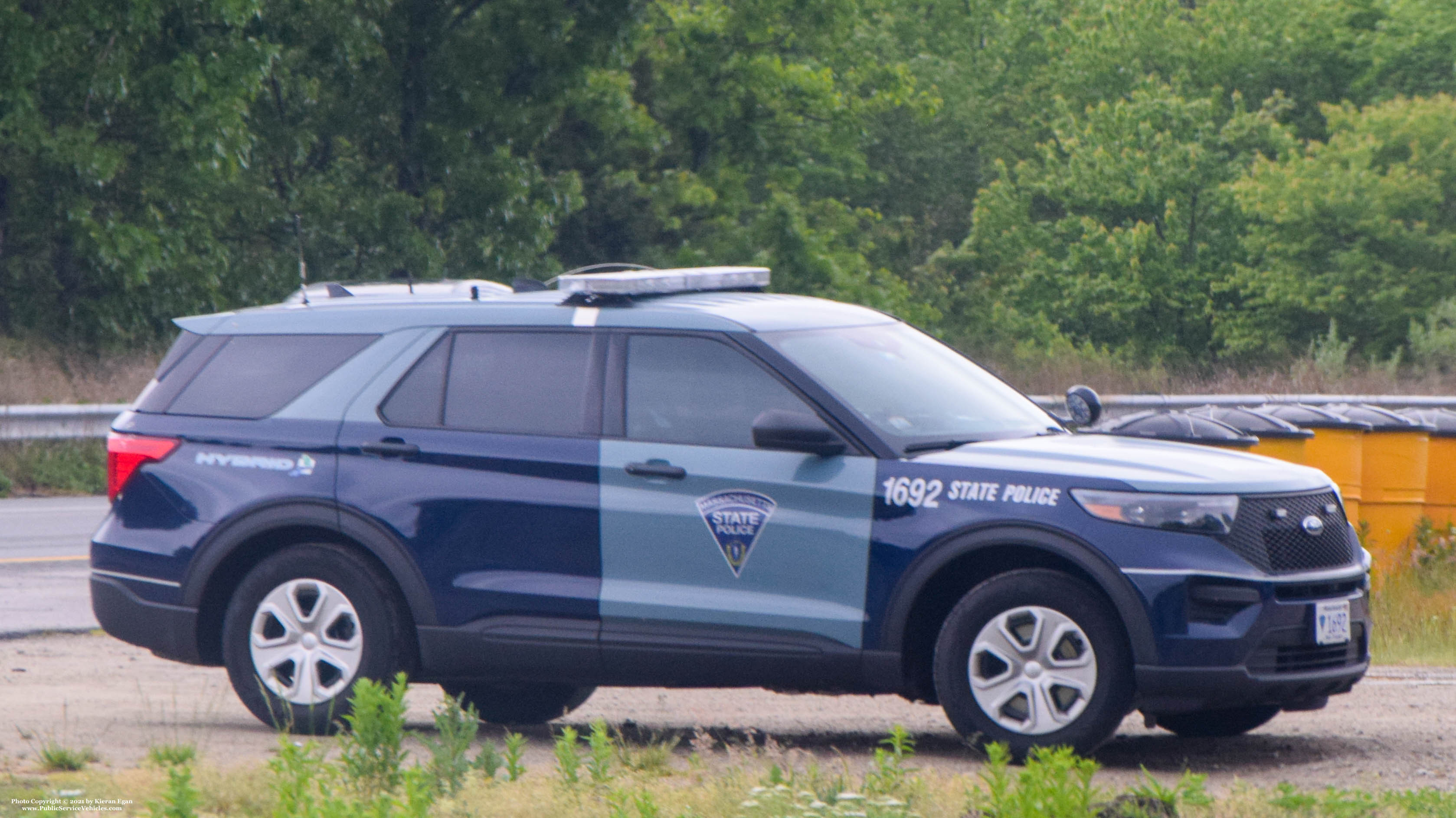 A photo  of Massachusetts State Police
            Cruiser 1692, a 2020 Ford Police Interceptor Utility Hybrid             taken by Kieran Egan