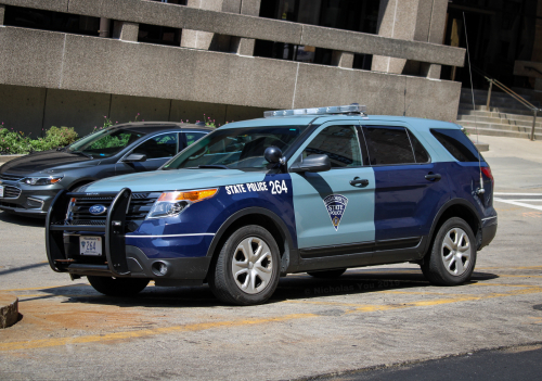Additional photo  of Massachusetts State Police
                    Cruiser 264, a 2015 Ford Police Interceptor Utility                     taken by Jamian Malo