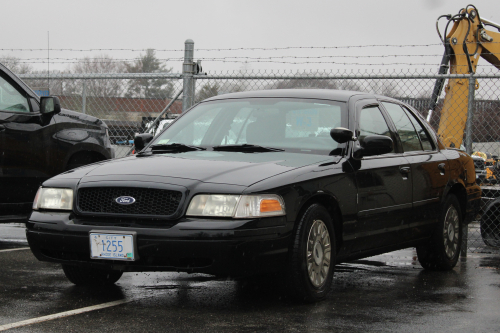 Additional photo  of Warwick Public Works
                    Car 1255, a 2003-2004 Ford Crown Victoria Police Interceptor                     taken by @riemergencyvehicles