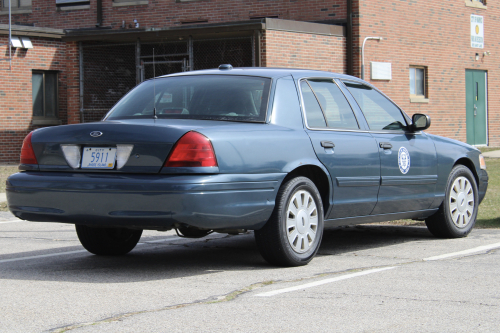 Additional photo  of Warwick Public Works
                    Car 5911, a 2009-2011 Ford Crown Victoria Police Interceptor                     taken by @riemergencyvehicles