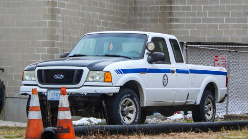 Additional photo  of Warwick Public Works
                    Truck 1283, a 2004-2006 Ford Ranger Super Cab                     taken by @riemergencyvehicles