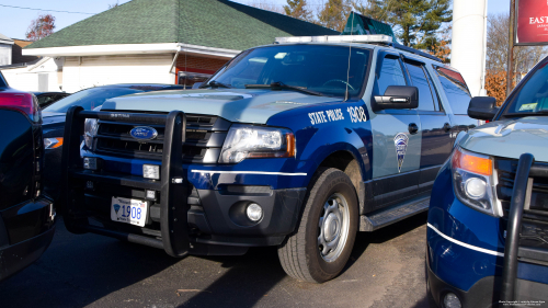 Additional photo  of Massachusetts State Police
                    Cruiser 1908T, a 2017 Ford Expedition EL SSV                     taken by Corey Gillet