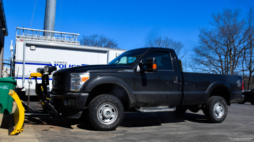 Additional photo  of Warwick Police
                    Cruiser 40, a 2011-2016 Ford F-250                     taken by @riemergencyvehicles