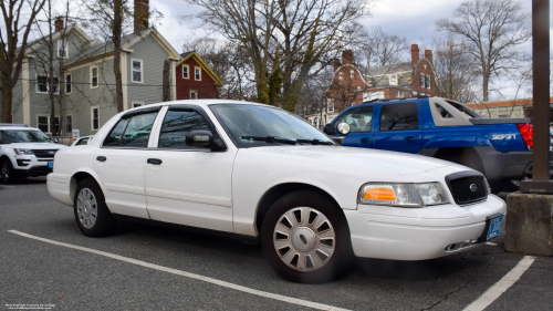 Additional photo  of Brown University Police
                    Unmarked Unit, a 2011 Ford Crown Victoria Police Interceptor                     taken by Nate Hall