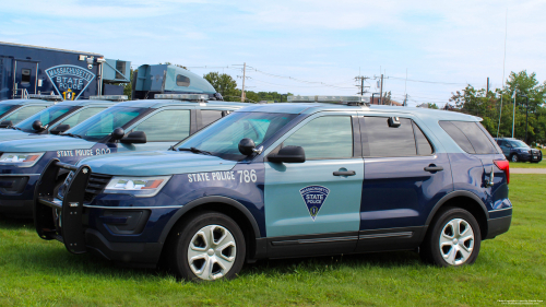 Additional photo  of Massachusetts State Police
                    Cruiser 786, a 2016 Ford Police Interceptor Utility                     taken by @riemergencyvehicles