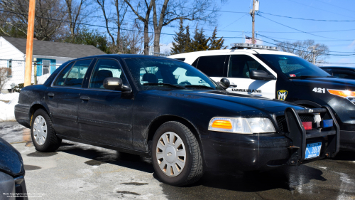 Additional photo  of Cumberland Police
                    Unmarked Unit, a 2006-2008 Ford Crown Victoria Police Interceptor                     taken by Jamian Malo