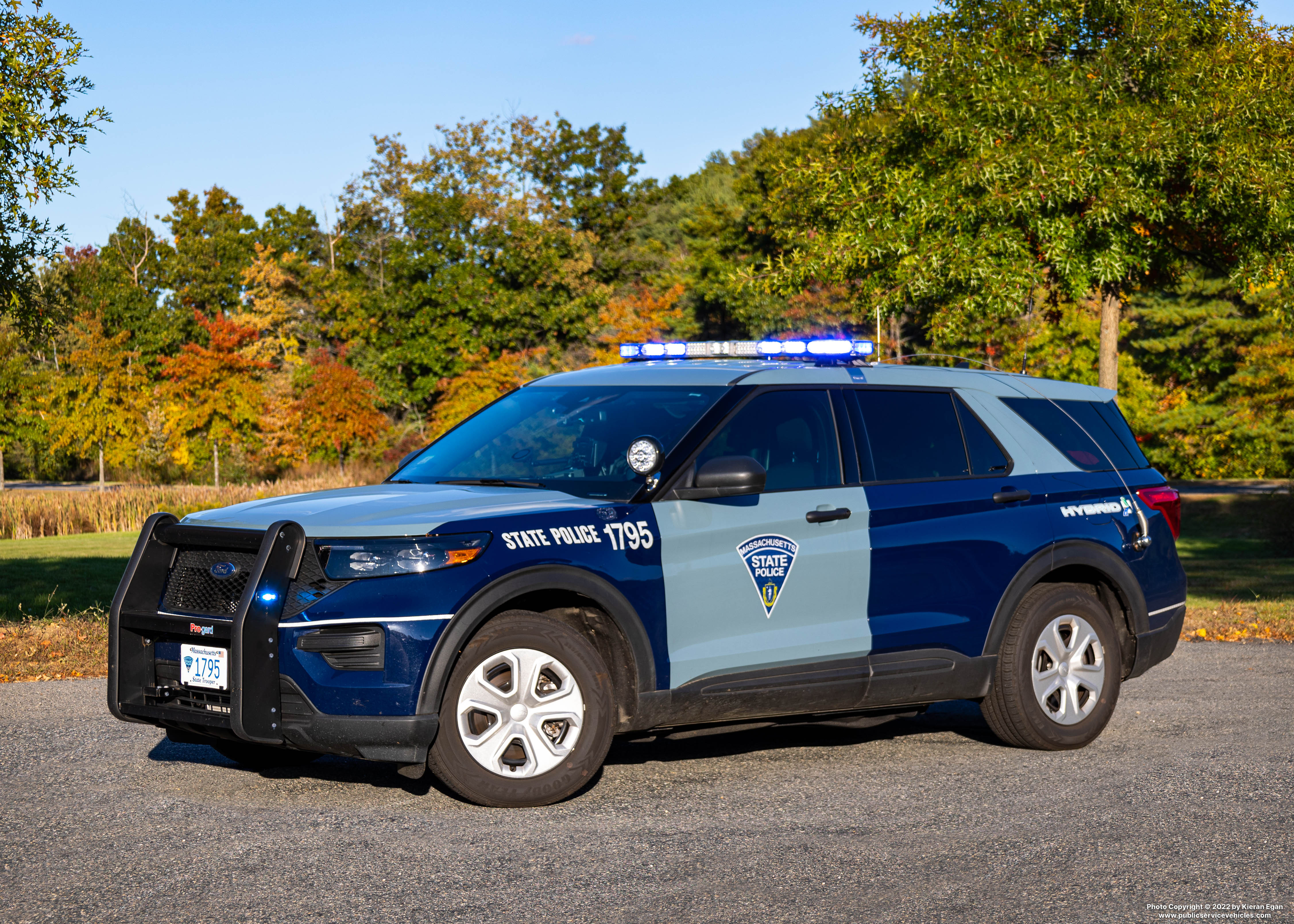 A photo  of Massachusetts State Police
            Cruiser 1795, a 2021 Ford Police Interceptor Utility Hybrid             taken by Kieran Egan