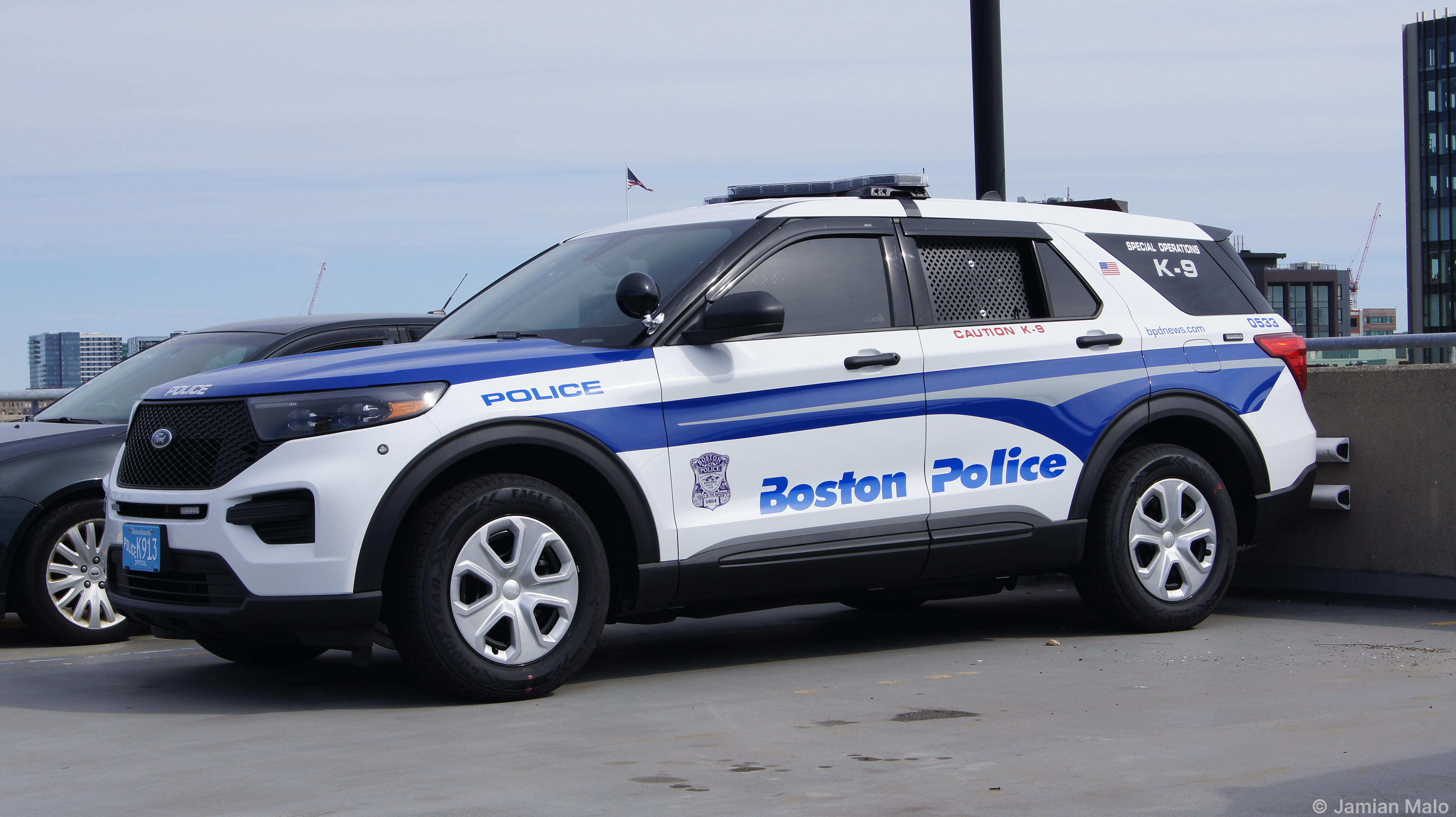 A photo  of Boston Police
            Cruiser 0533, a 2020 Ford Police Interceptor Utility Hybrid             taken by Jamian Malo