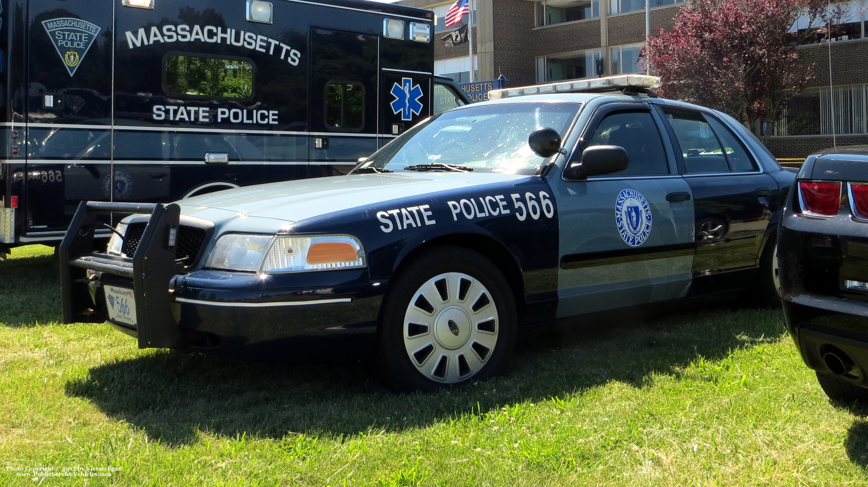 A photo  of Massachusetts State Police
            Cruiser 566, a 2006-2008 Ford Crown Victoria Police Interceptor             taken by Kieran Egan