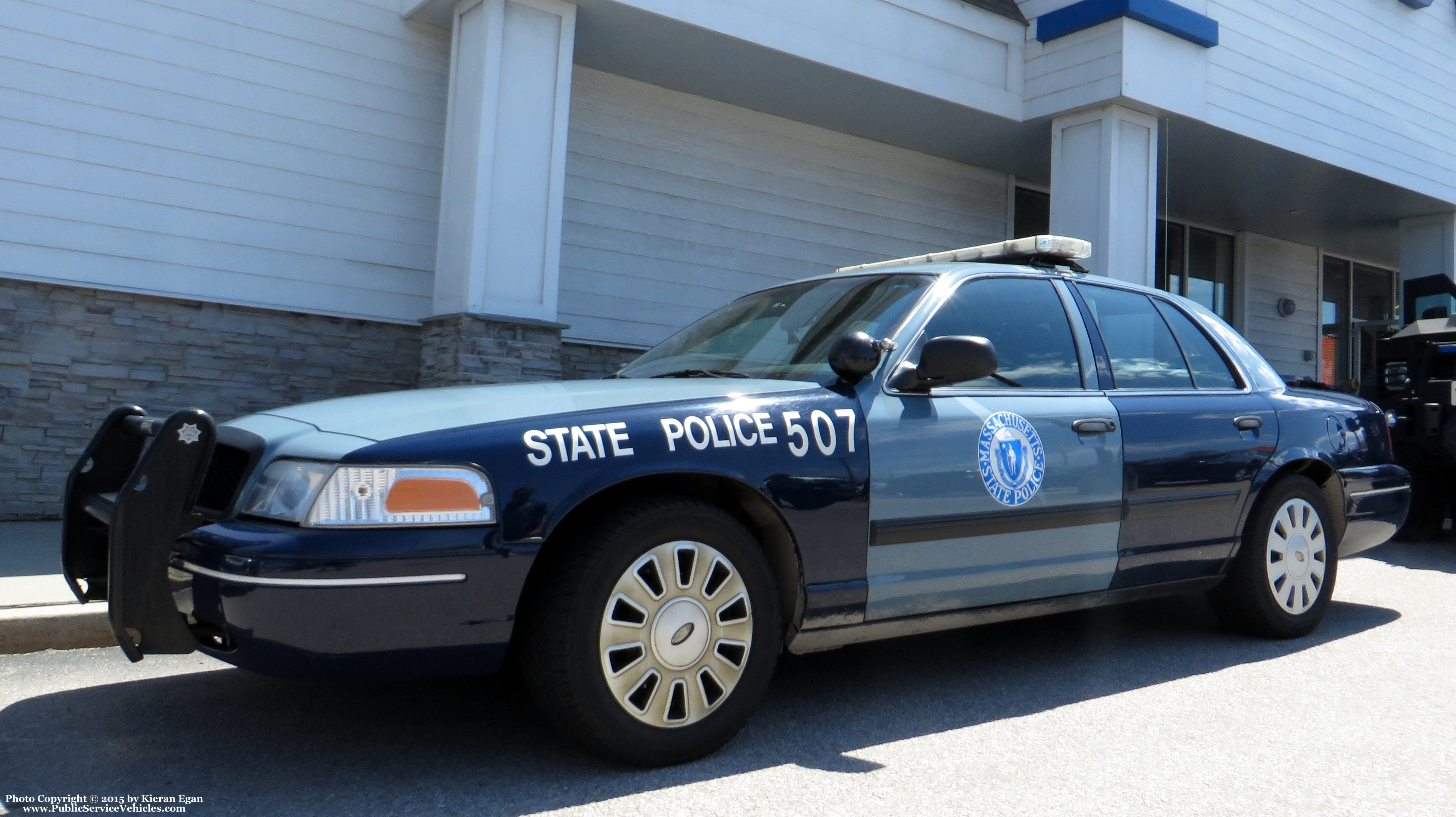 A photo  of Massachusetts State Police
            Cruiser 507, a 2009-2011 Ford Crown Victoria Police Interceptor             taken by Kieran Egan
