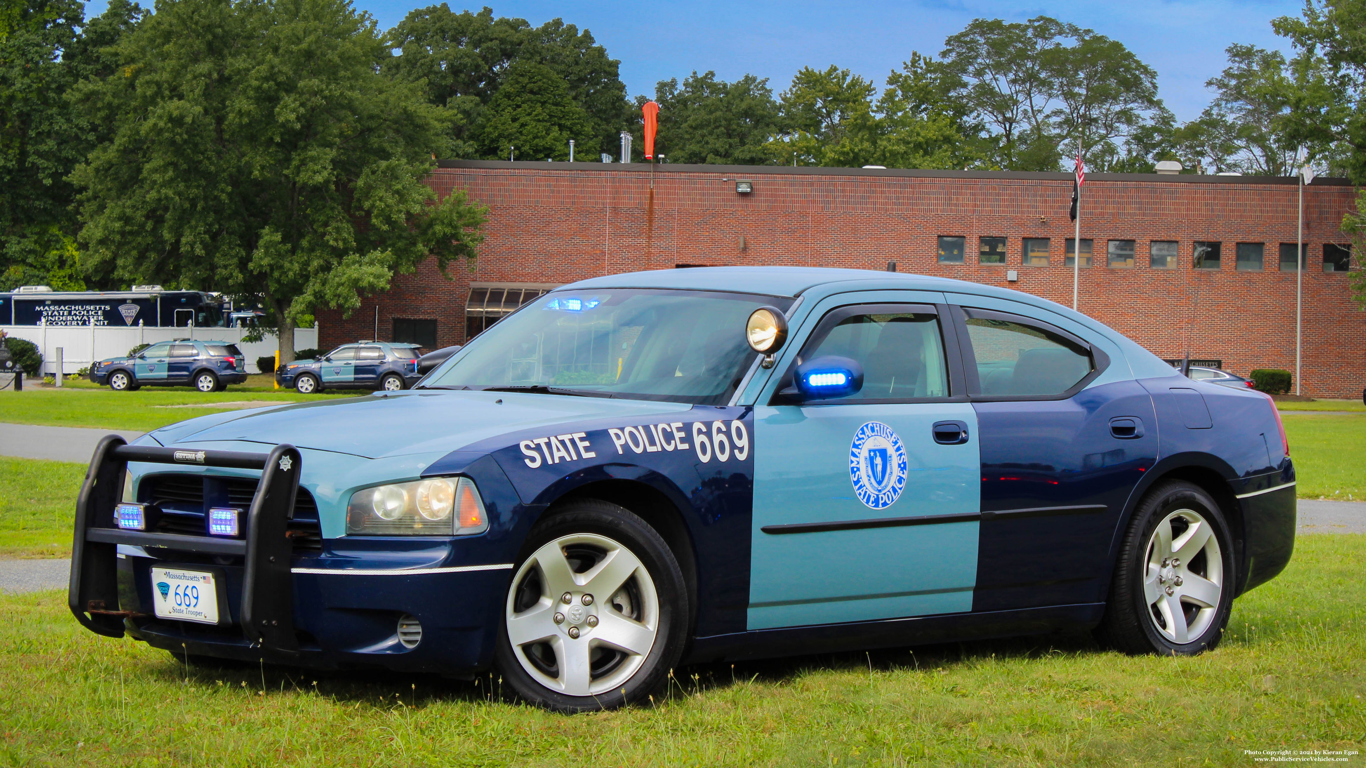 A photo  of Massachusetts State Police
            Cruiser 669, a 2007 Dodge Charger             taken by Kieran Egan
