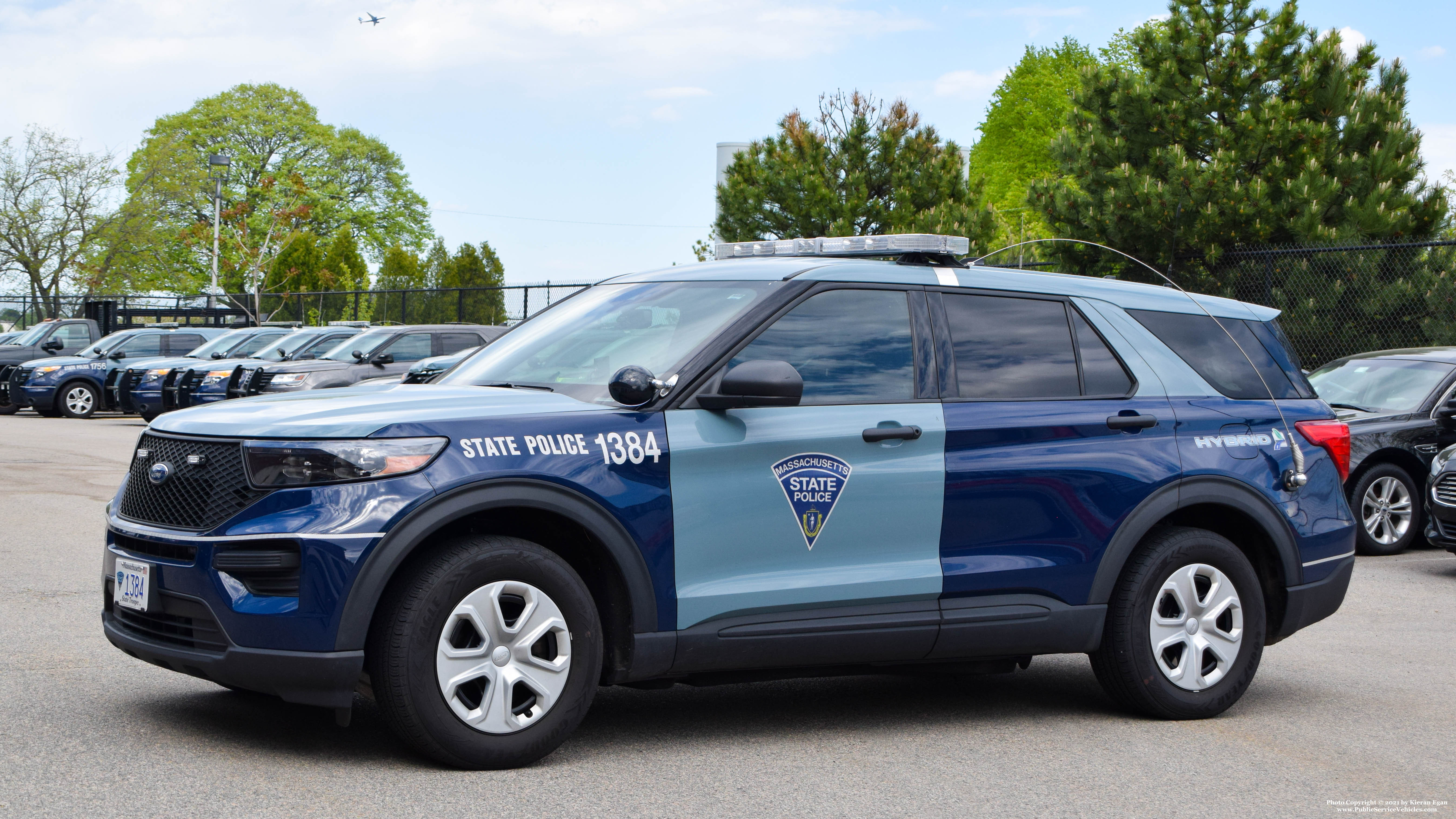 A photo  of Massachusetts State Police
            Cruiser 1384, a 2020 Ford Police Interceptor Utility Hybrid             taken by Kieran Egan