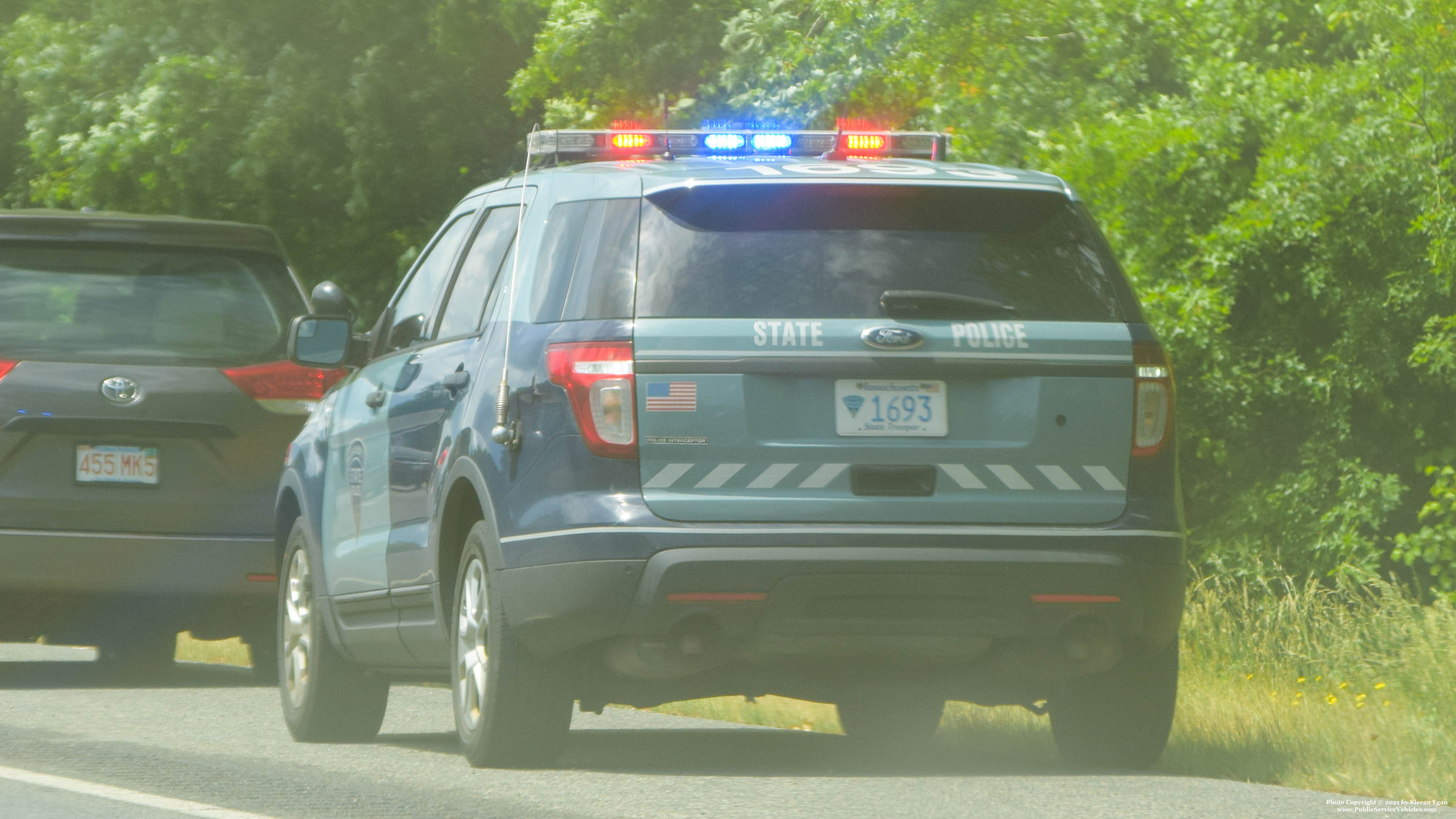 A photo  of Massachusetts State Police
            Cruiser 1693, a 2013 Ford Police Interceptor Utility Hybrid             taken by Kieran Egan