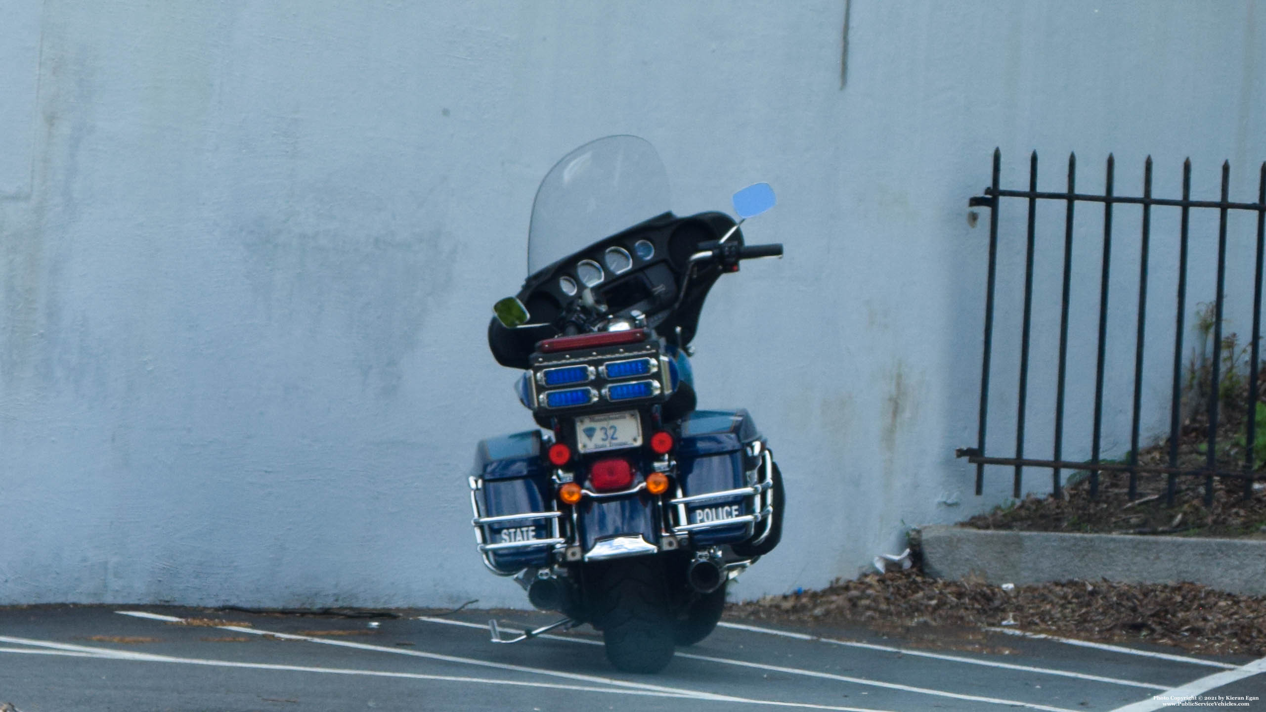 A photo  of Massachusetts State Police
            Motorcycle 32, a 2019 Harley Davidson Electra Glide             taken by Kieran Egan
