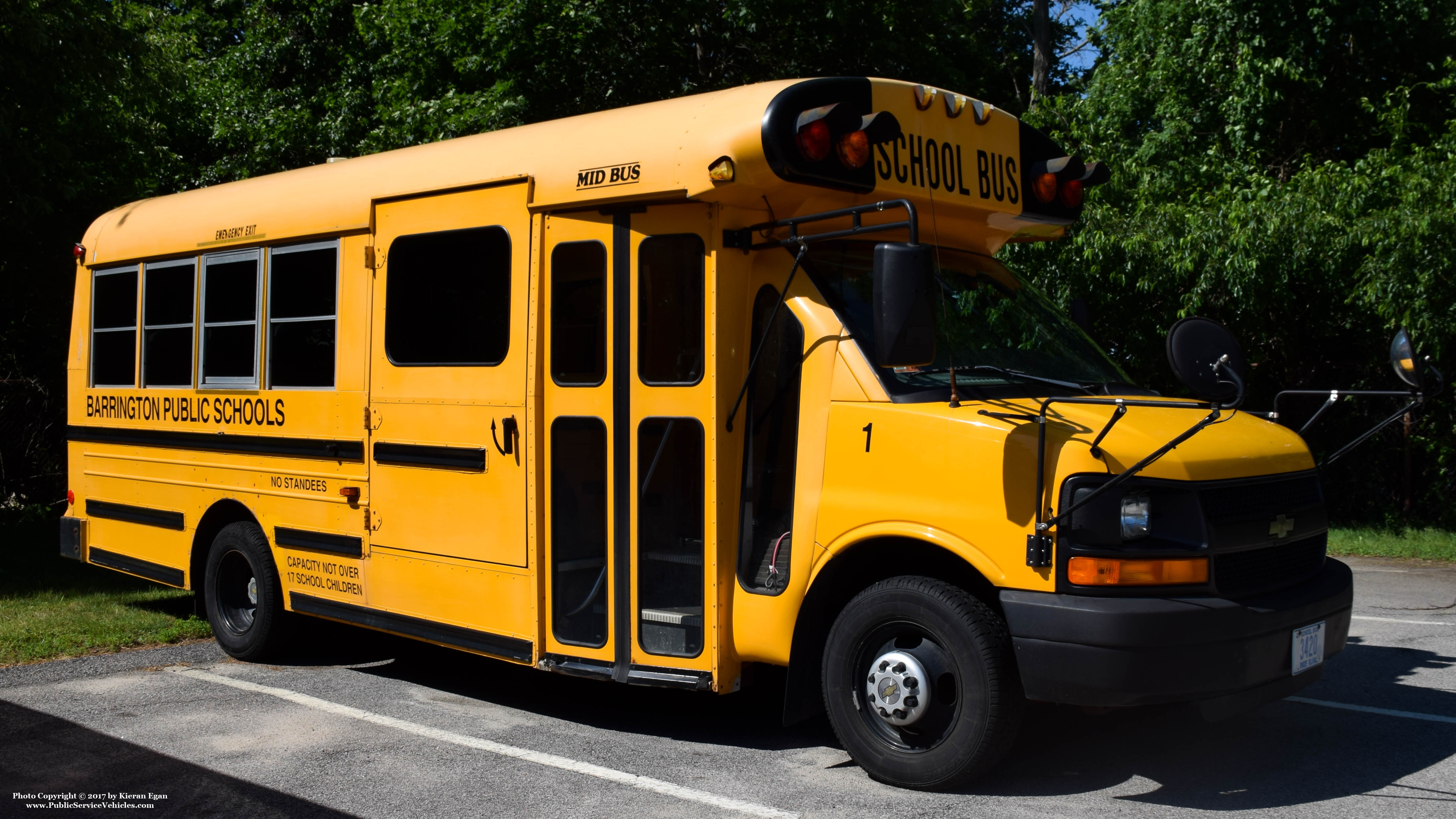 A photo  of Barrington Public Schools
            Bus 1, a 2000-2009 Chevrolet             taken by Kieran Egan