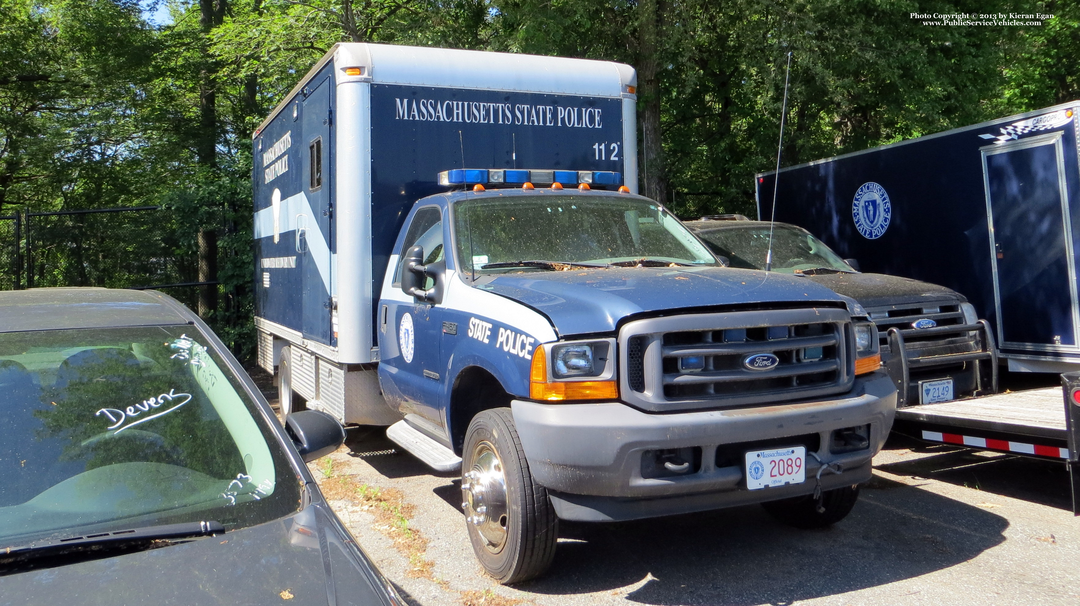 A photo  of Massachusetts State Police
            Truck 2089, a 1999-2004 Ford F-450             taken by Kieran Egan