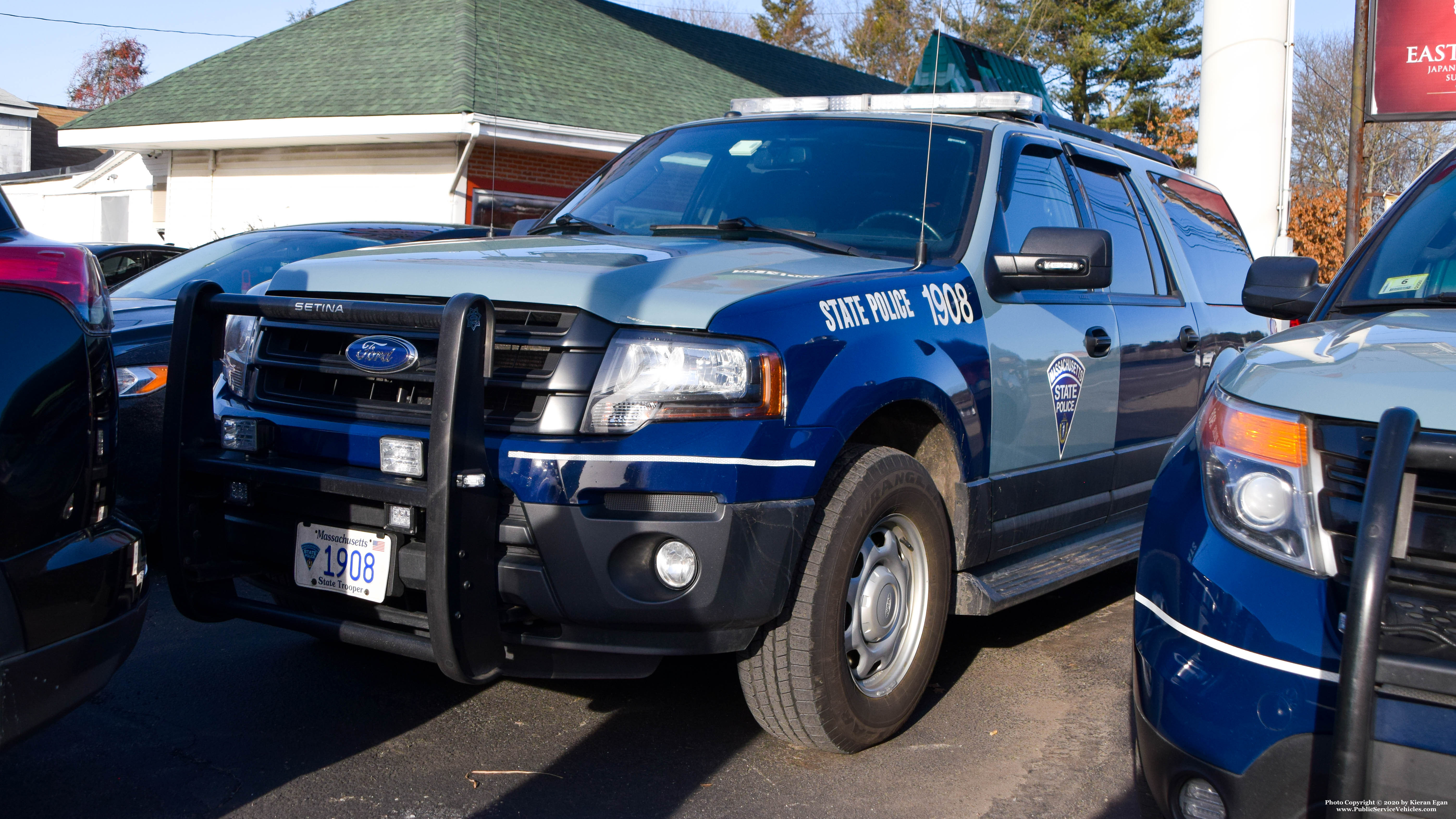 A photo  of Massachusetts State Police
            Cruiser 1908T, a 2017 Ford Expedition EL SSV             taken by Kieran Egan