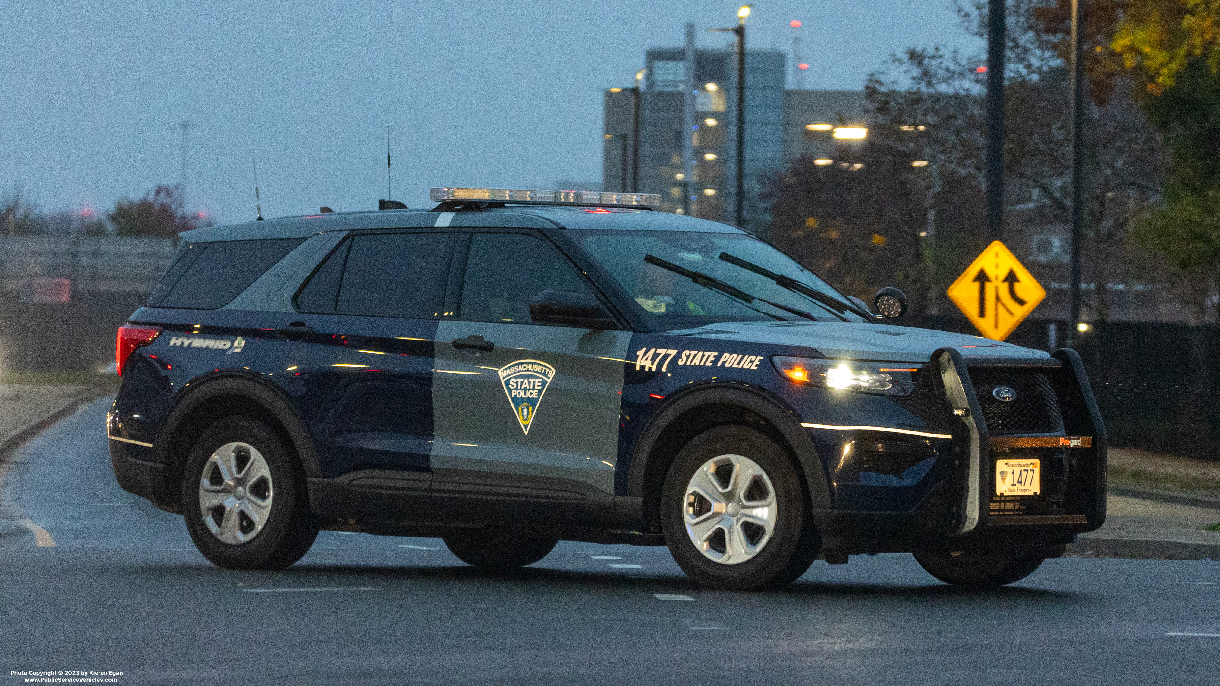 A photo  of Massachusetts State Police
            Cruiser 1477, a 2022 Ford Police Interceptor Utility Hybrid             taken by Kieran Egan