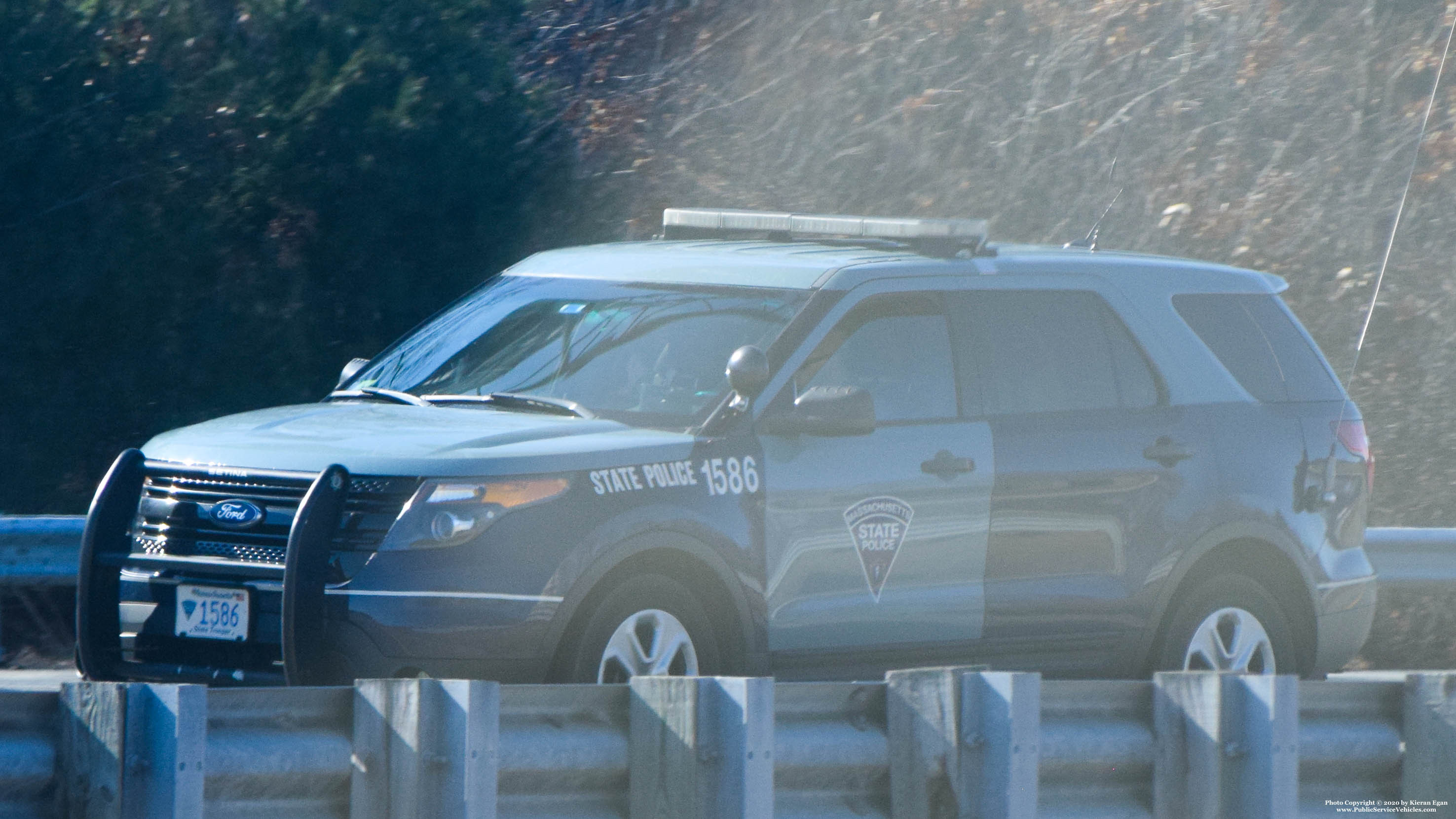 A photo  of Massachusetts State Police
            Cruier 1586, a 2013-2014 Ford Police Interceptor Utility             taken by Kieran Egan