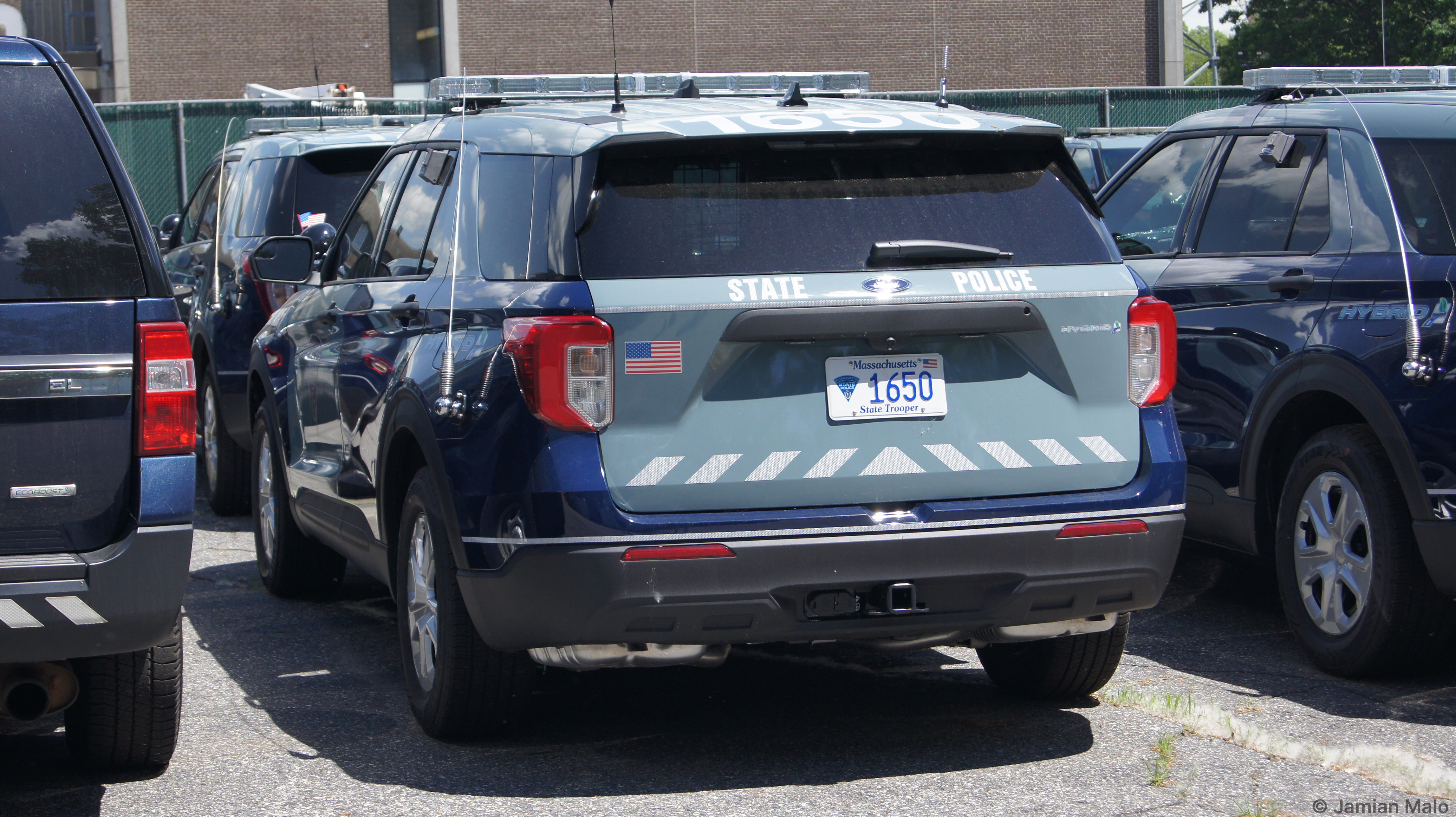 A photo  of Massachusetts State Police
            Cruiser 1650, a 2020 Ford Police Interceptor Utility Hybrid             taken by Jamian Malo