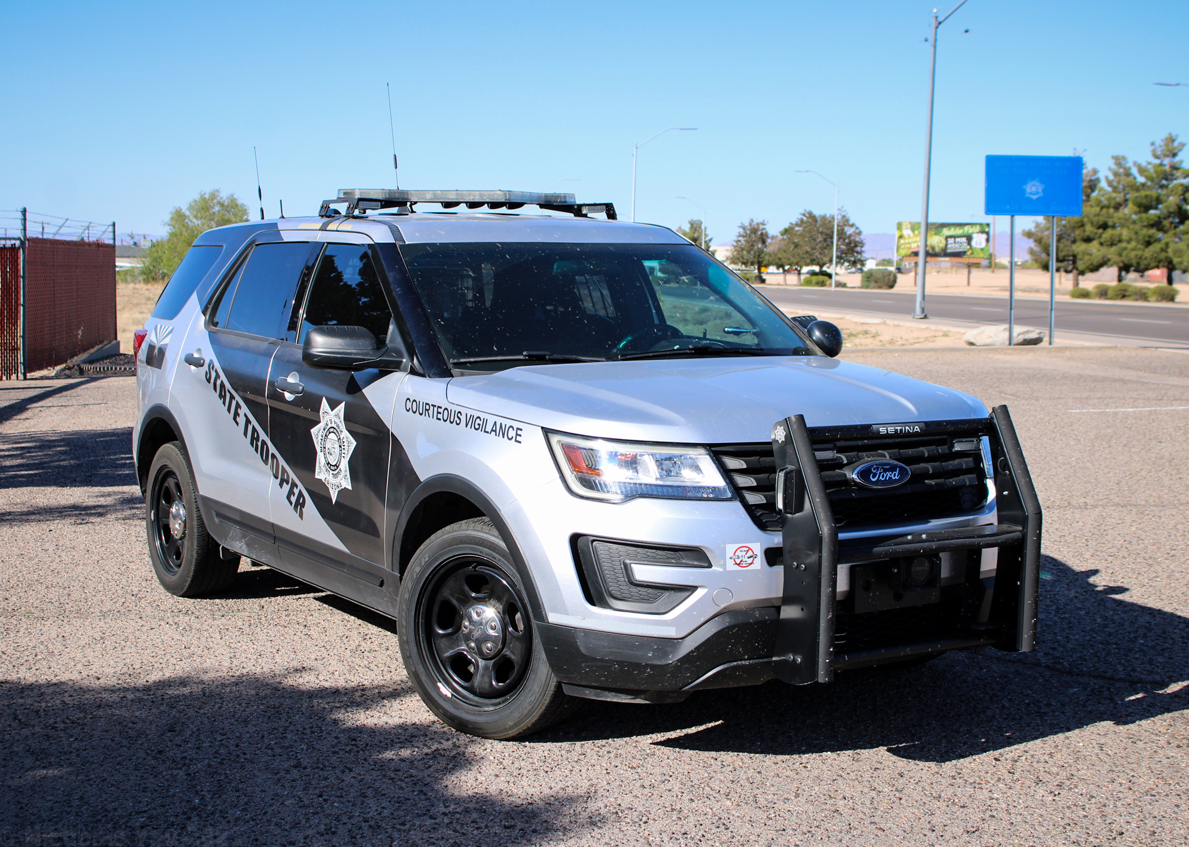 A photo  of Arizona Department of Public Safety
            Patrol Unit, a 2016-2019 Ford Police Interceptor Utility             taken by Nicholas You