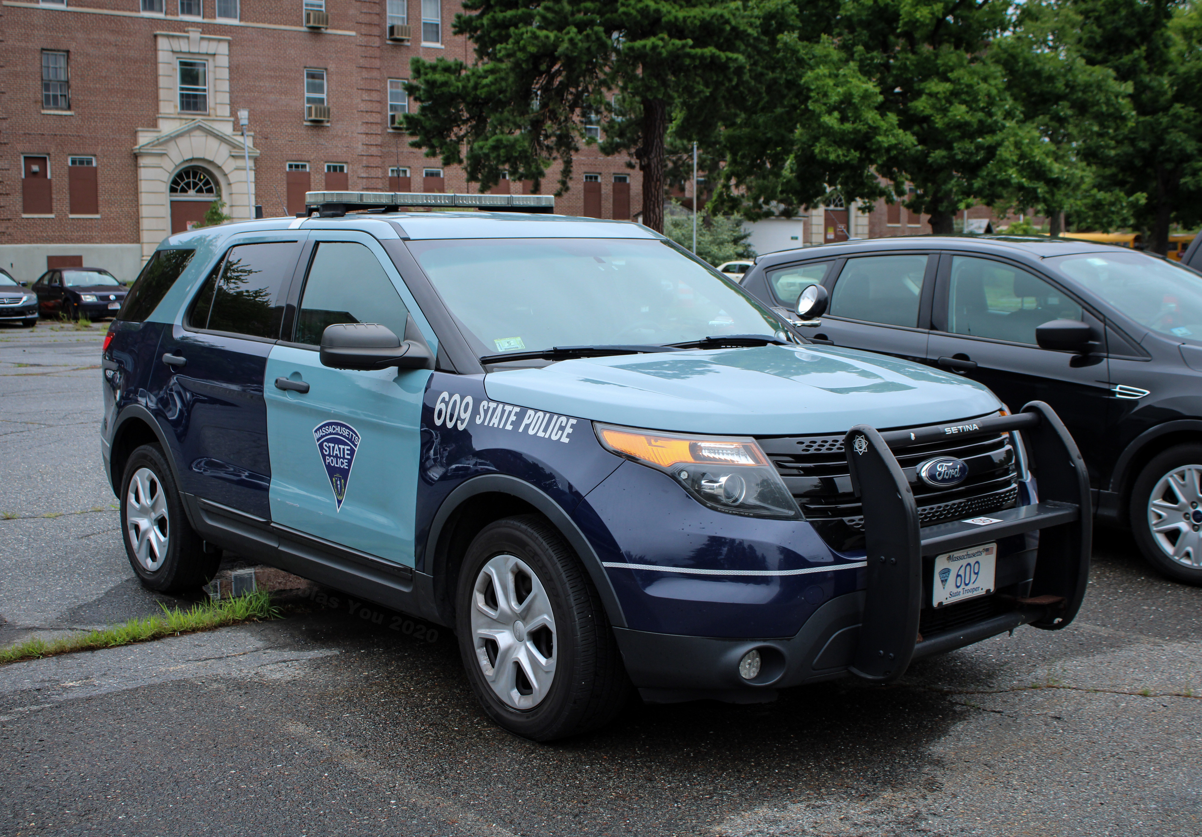 A photo  of Massachusetts State Police
            Cruiser 609, a 2014 Ford Police Interceptor Utility             taken by Nicholas You