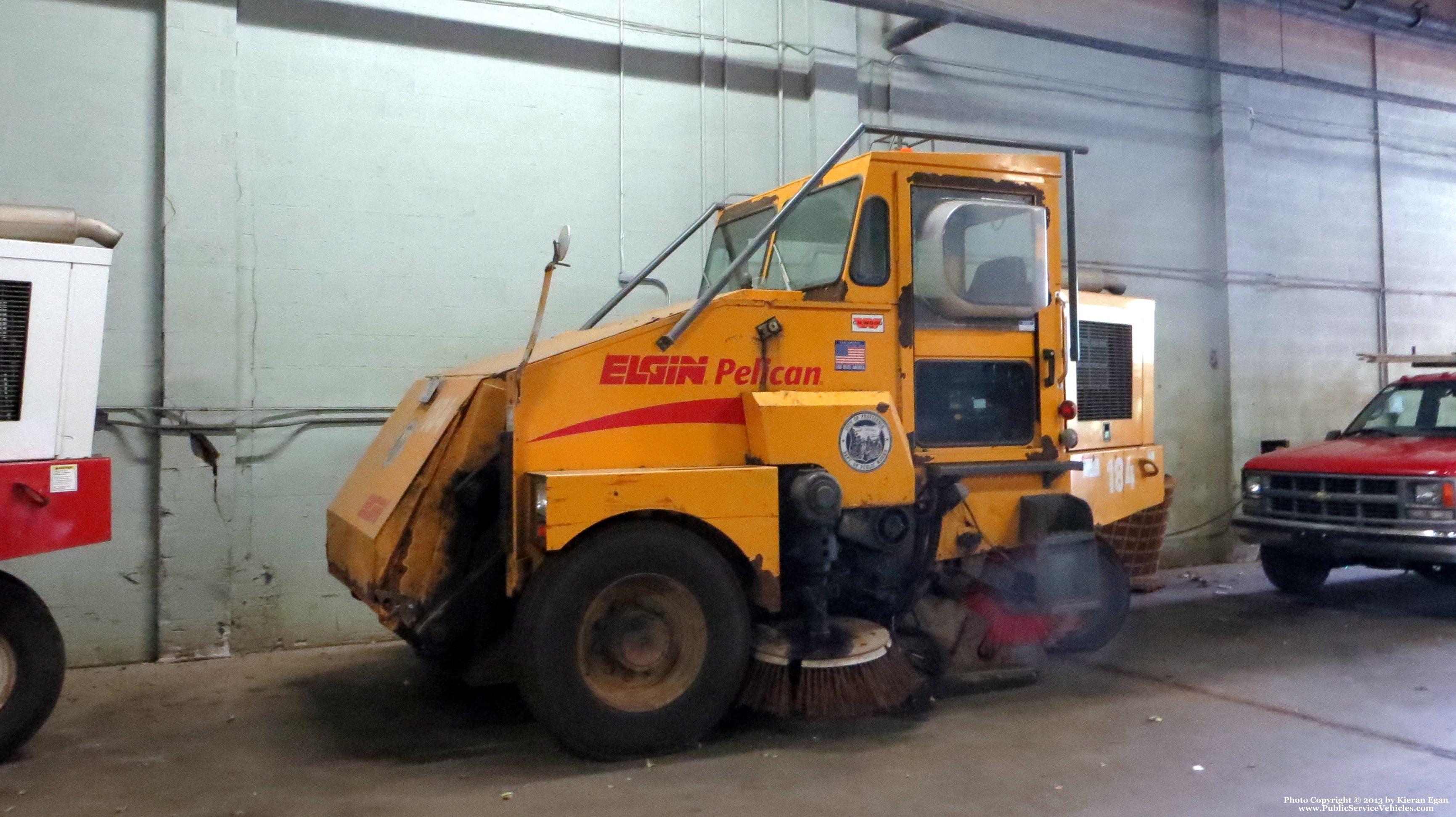 A photo  of Providence Highway Division
            Sweeper 184, a 1990-2007 Elgin Pelican             taken by Kieran Egan