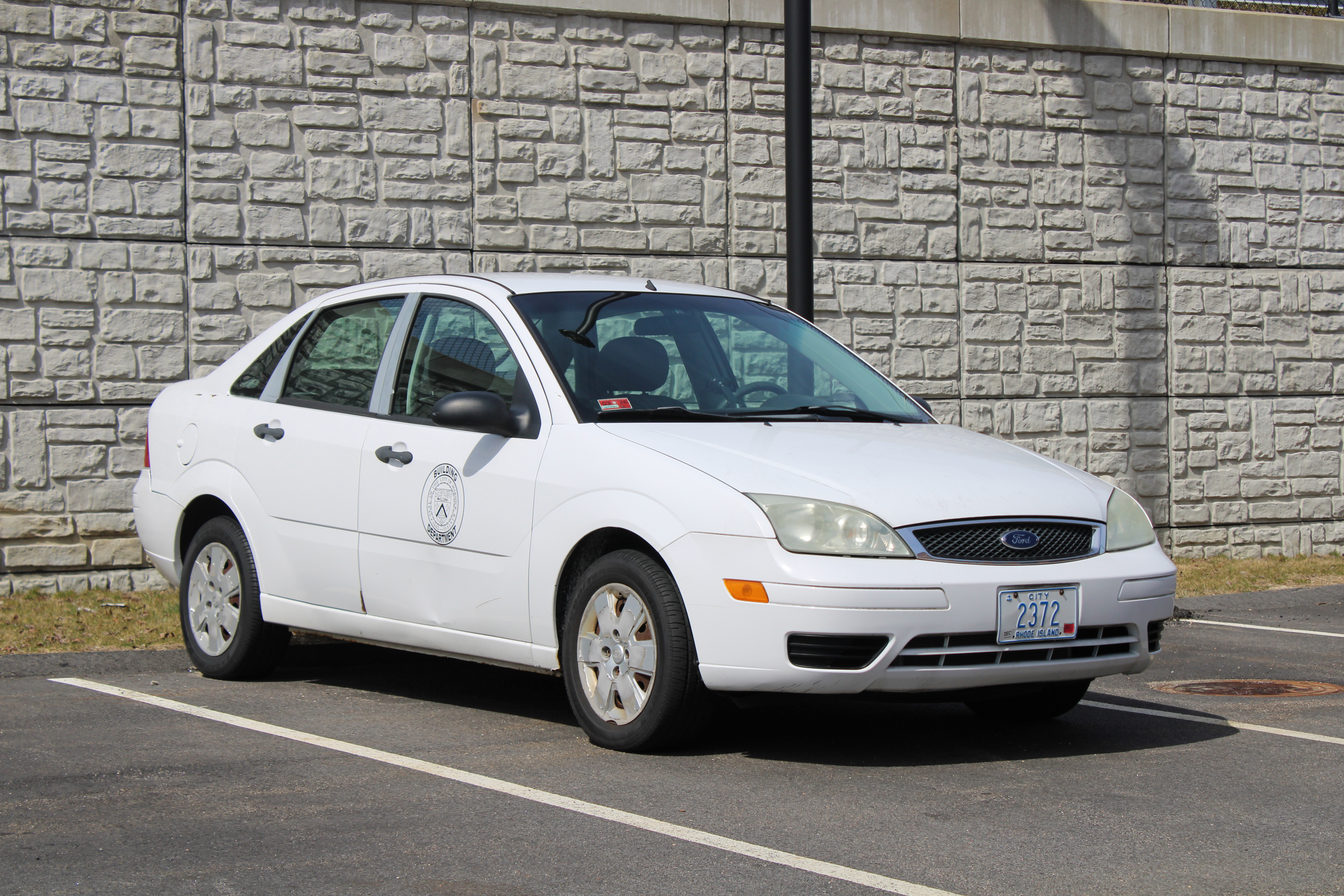 A photo  of Warwick Public Works
            Car 2372, a 1998-2007 Ford Focus             taken by @riemergencyvehicles