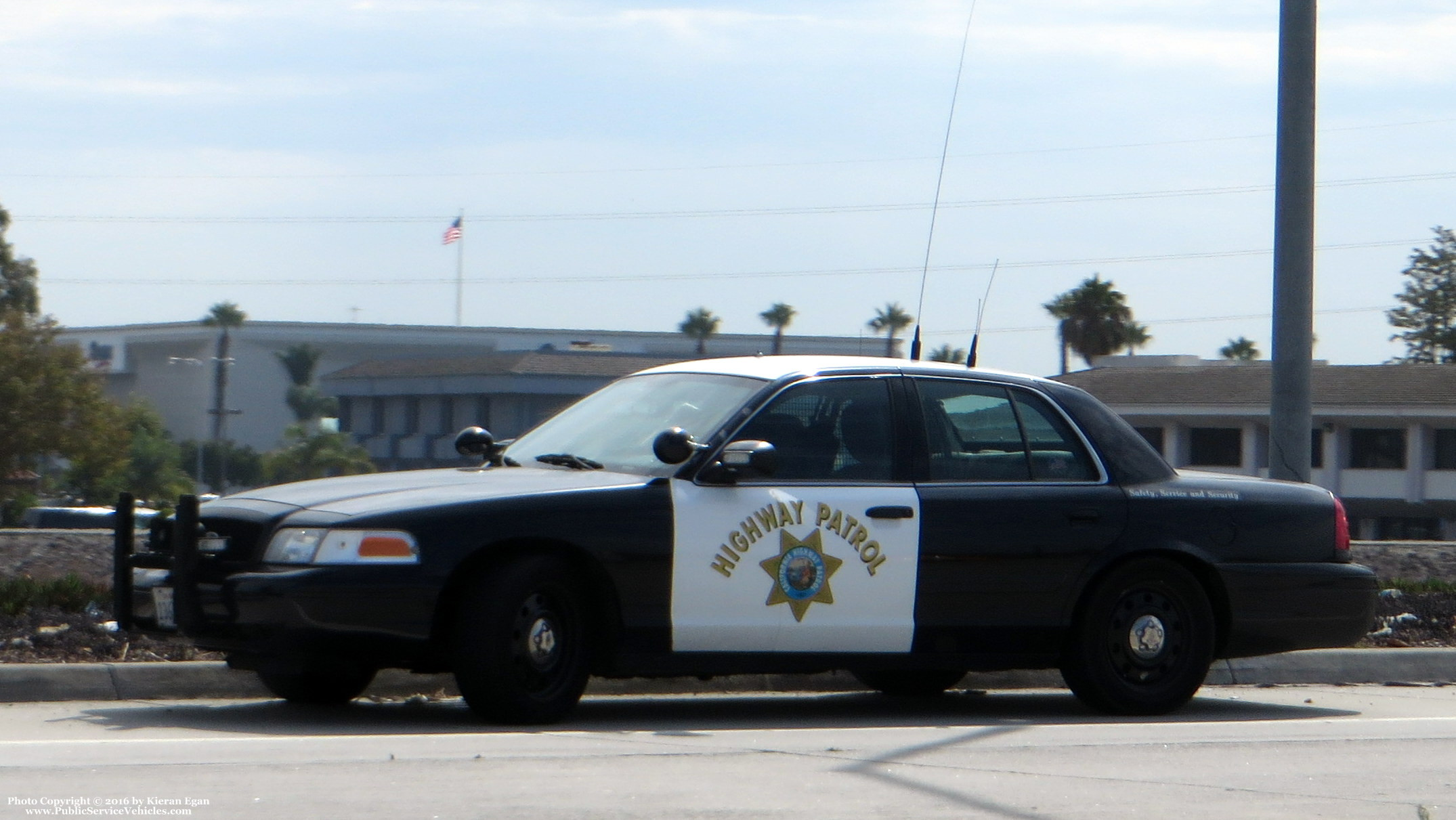 A photo  of California Highway Patrol
            Cruiser 854, a 2009-2011 Ford Crown Victoria Police Interceptor             taken by Kieran Egan