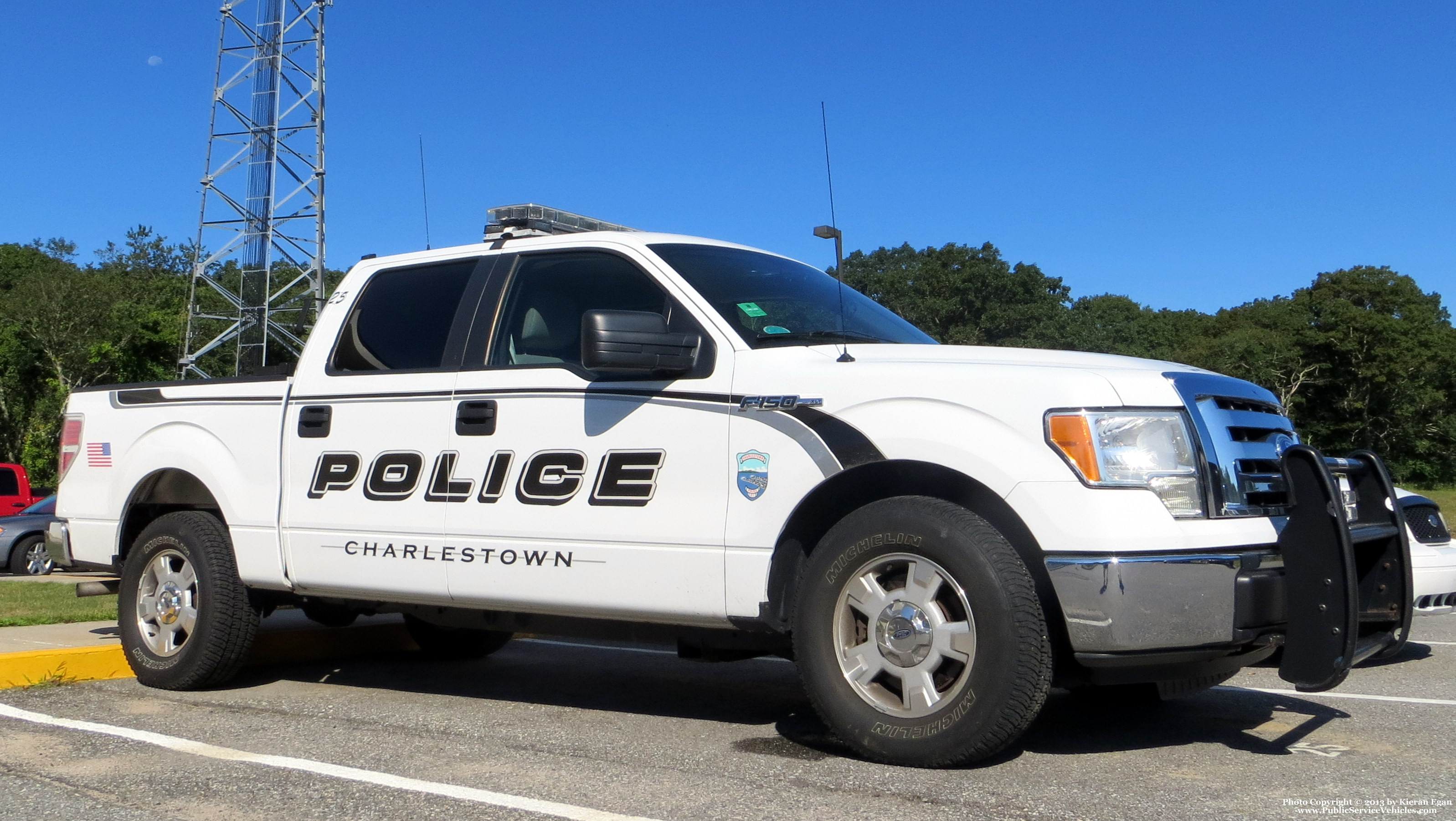 A photo  of Charlestown Police
            Car 25, a 2009-2014 Ford F-150 Crew Cab             taken by Kieran Egan