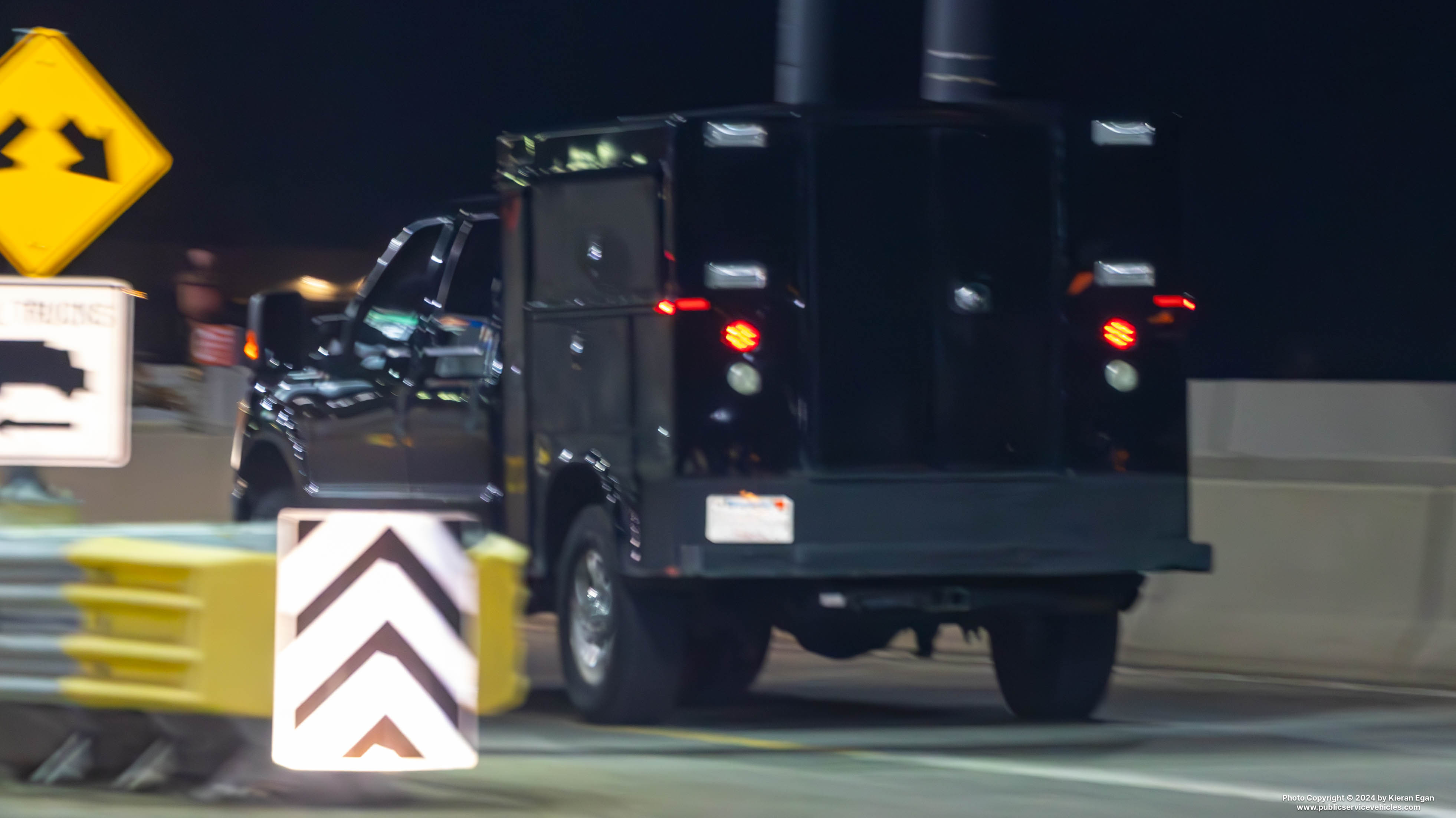 A photo  of Massachusetts State Police
            Unmarked Unit, a 2011-2016 Ford F-250 Crew Cab             taken by Kieran Egan