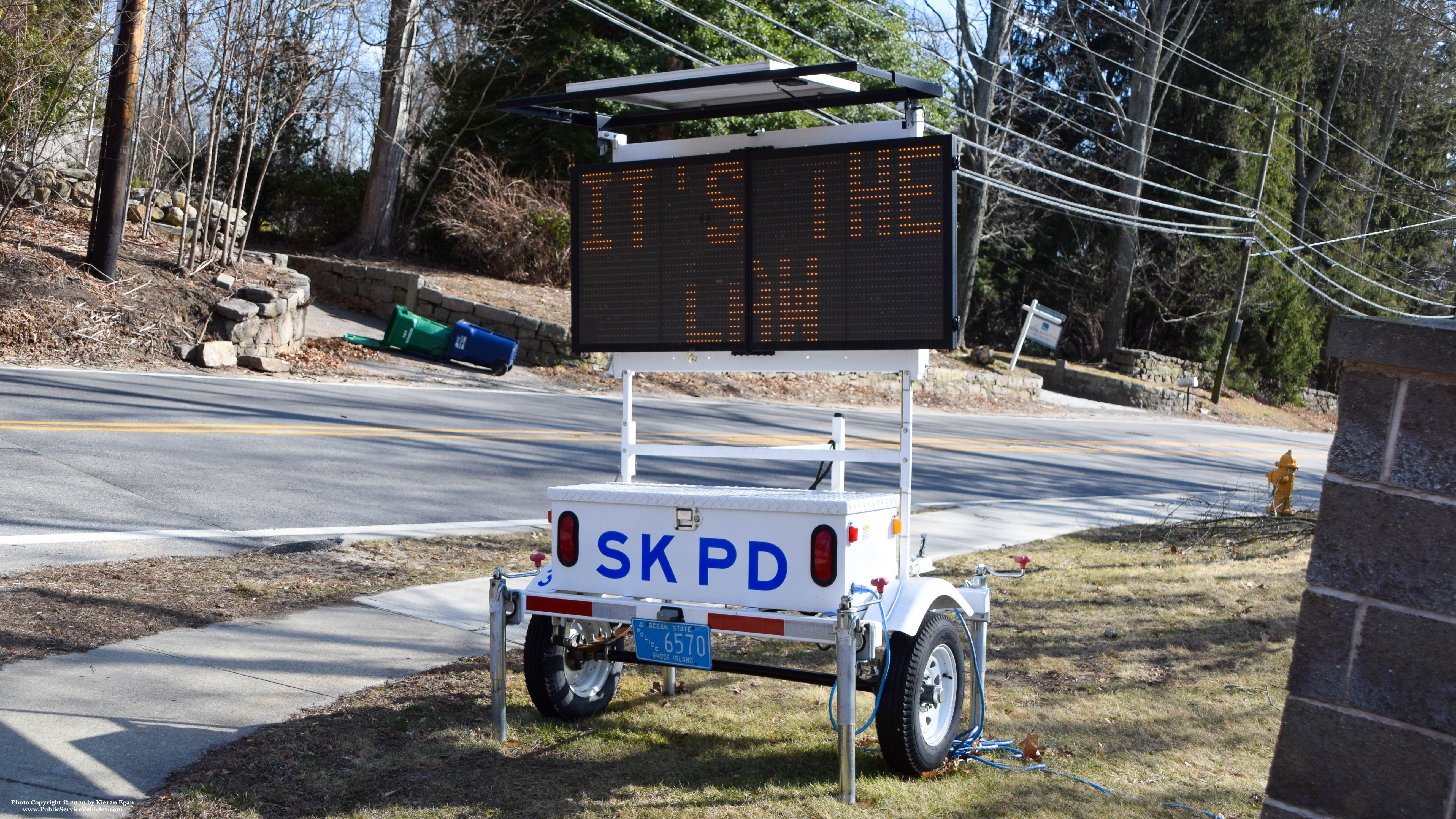 A photo  of South Kingstown Police
            Message Trailer 3, a 2006-2010 All Traffic Solutions Speed Trailer             taken by Kieran Egan