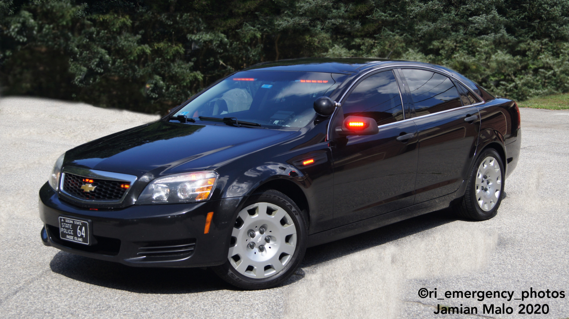 A photo  of Rhode Island State Police
            Cruiser 64, a 2013 Chevrolet Caprice             taken by Jamian Malo