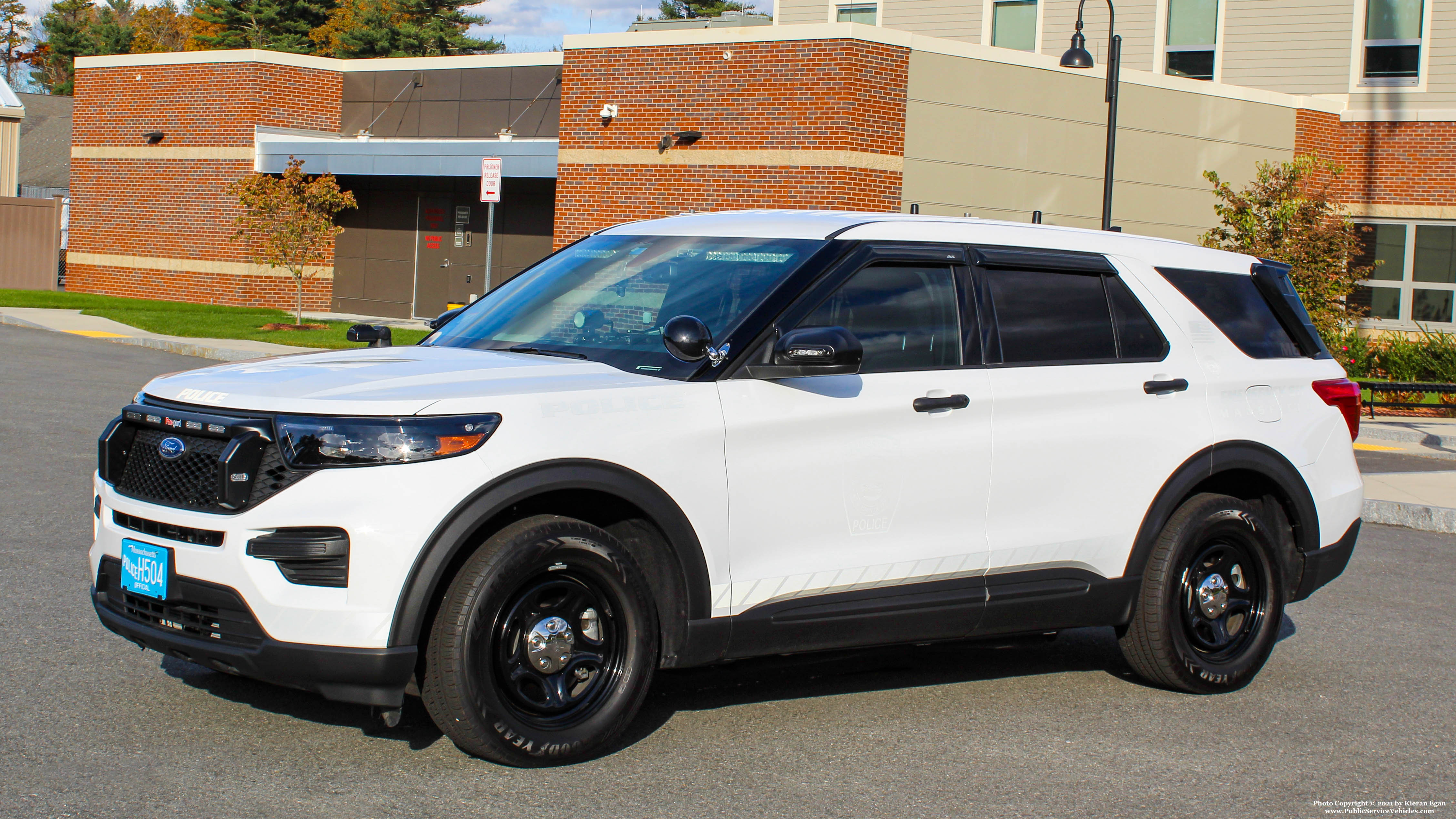 A photo  of Mansfield Police
            M6, a 2021 Ford Police Interceptor Utility Hybrid             taken by Kieran Egan