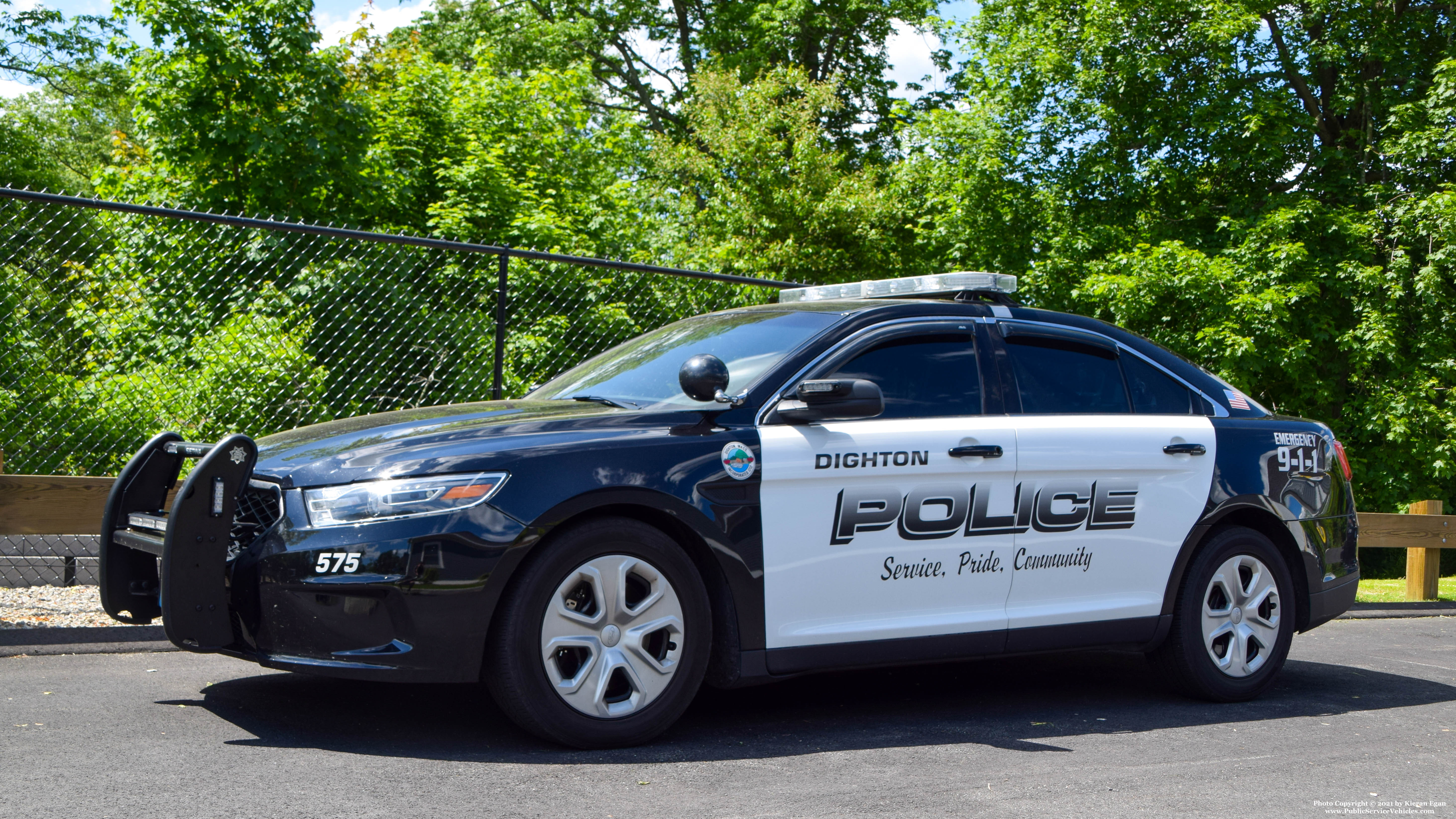 A photo  of Dighton Police
            Cruiser 575, a 2016 Ford Police Interceptor Sedan             taken by Kieran Egan