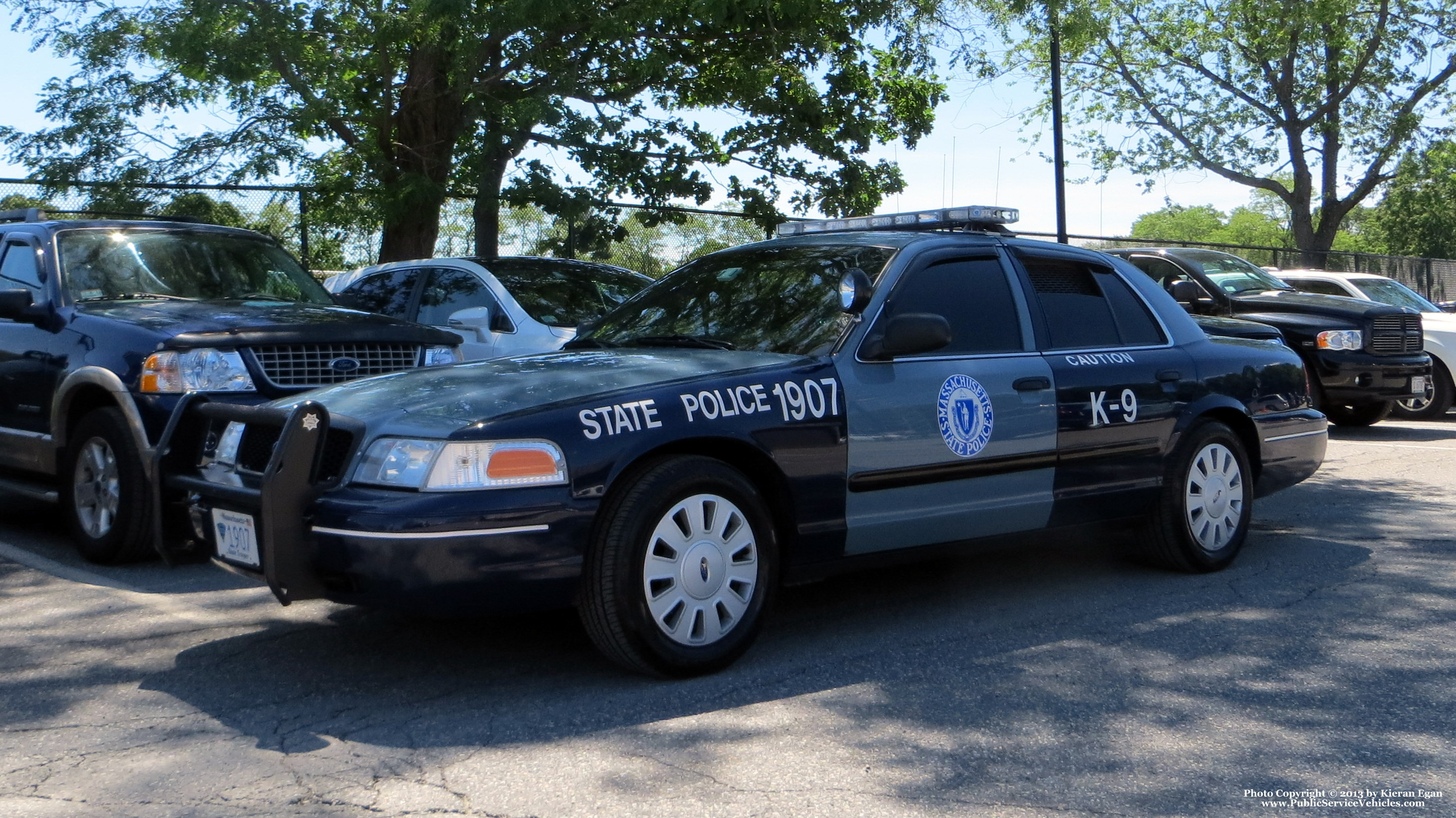 A photo  of Massachusetts State Police
            Cruiser 1907, a 2006-2008 Ford Crown Victoria Police Interceptor             taken by Kieran Egan