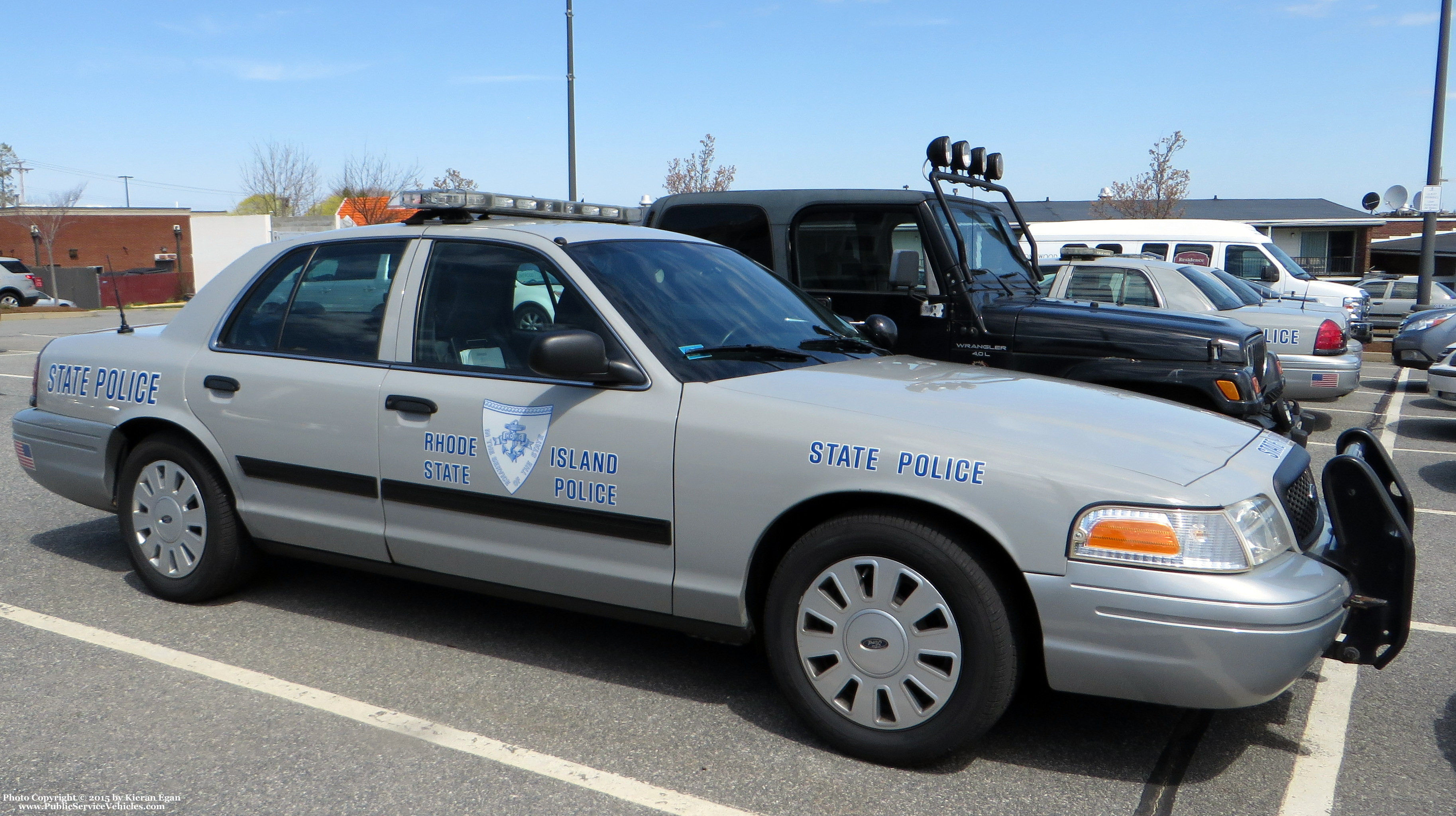 A photo  of Rhode Island State Police
            Cruiser 90, a 2006-2008 Ford Crown Victoria Police Interceptor             taken by Kieran Egan