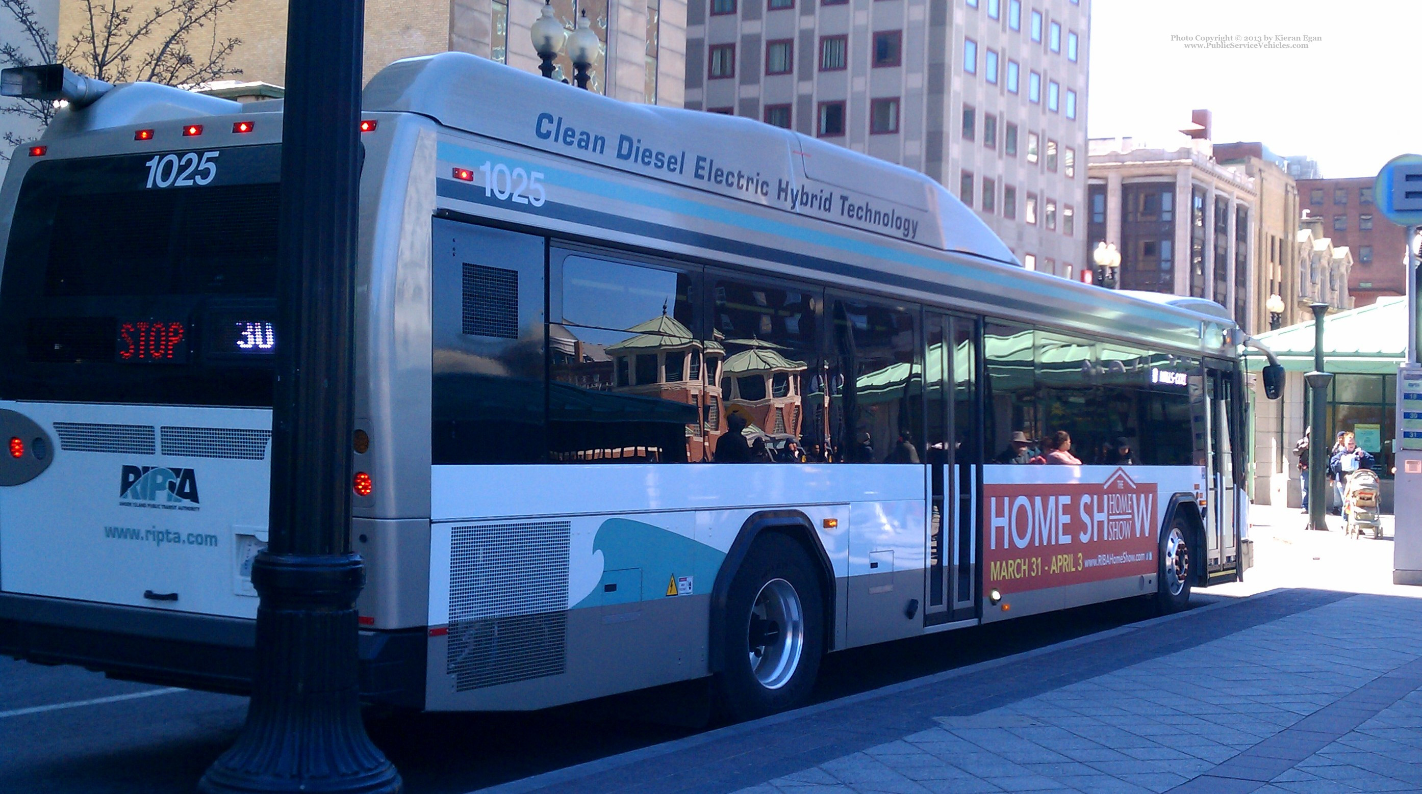 A photo  of Rhode Island Public Transit Authority
            Bus 1025, a 2010 Gillig BRT HEV             taken by Kieran Egan