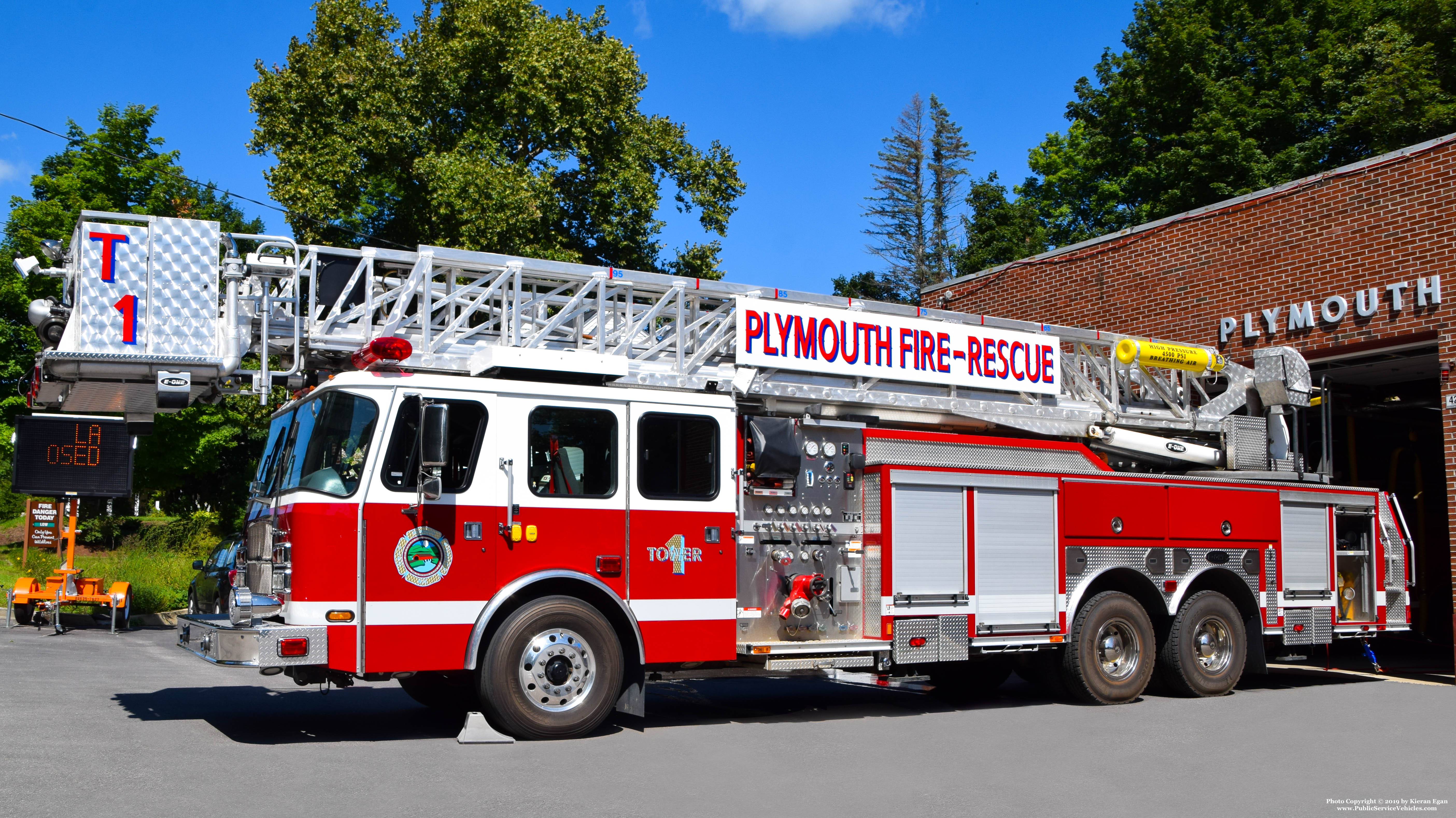 A photo  of Plymouth Fire
            18 Tower 1, a 2010 E-One Cyclone II             taken by Kieran Egan