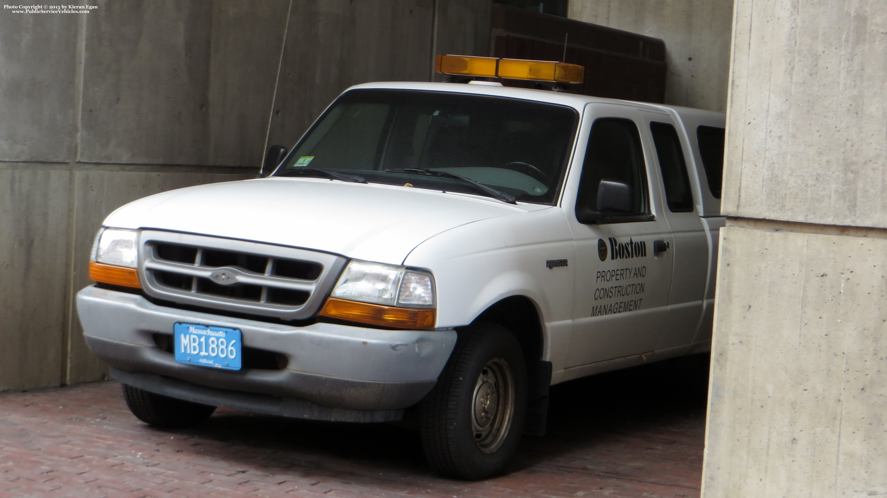 A photo  of Boston Property & Construction Management
            Truck MB1886, a 1993-1997 Ford Ranger Super Cab             taken by Kieran Egan