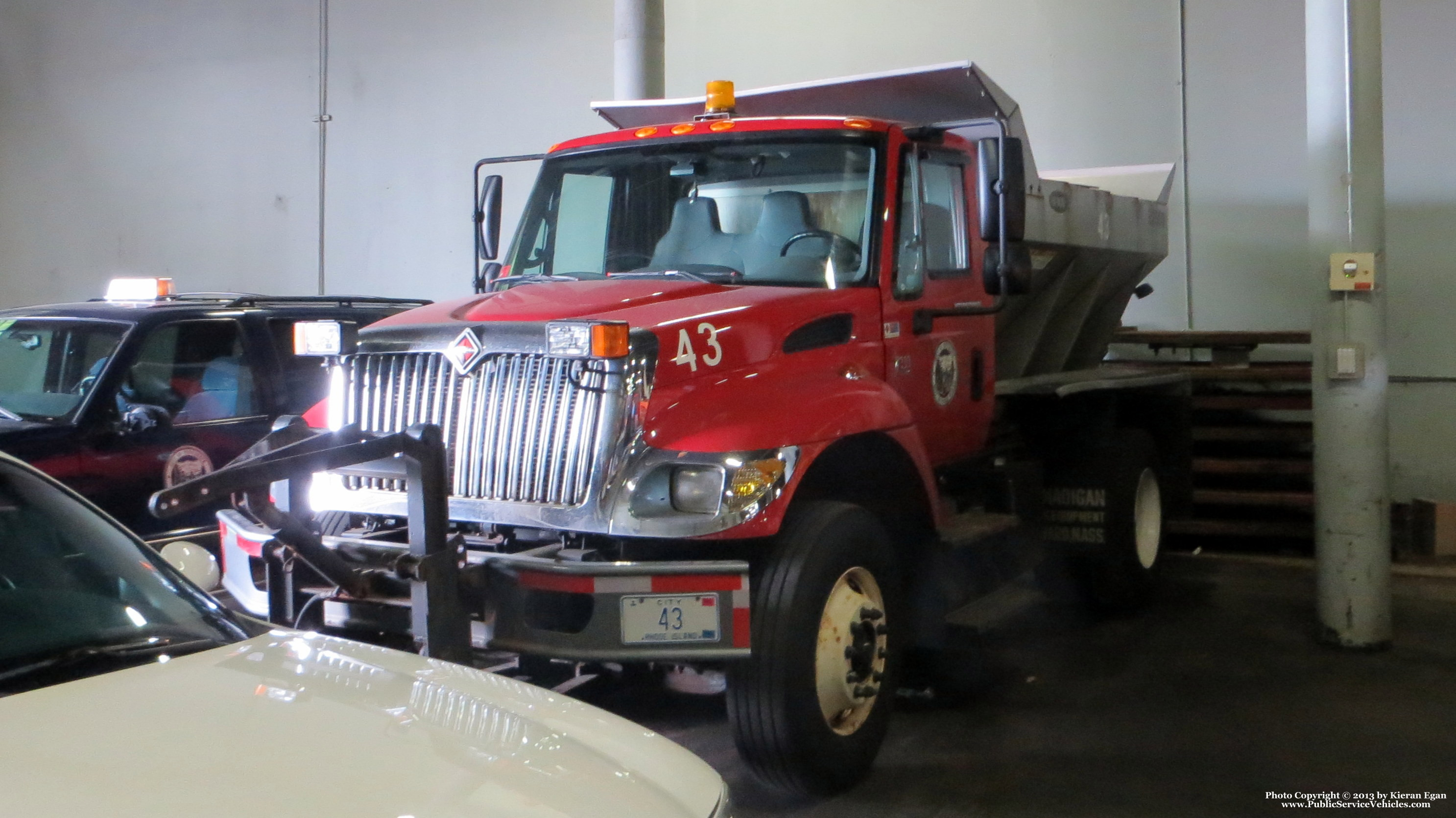 A photo  of Providence Highway Division
            Truck 43, a 2002-2012 International 7300             taken by Kieran Egan