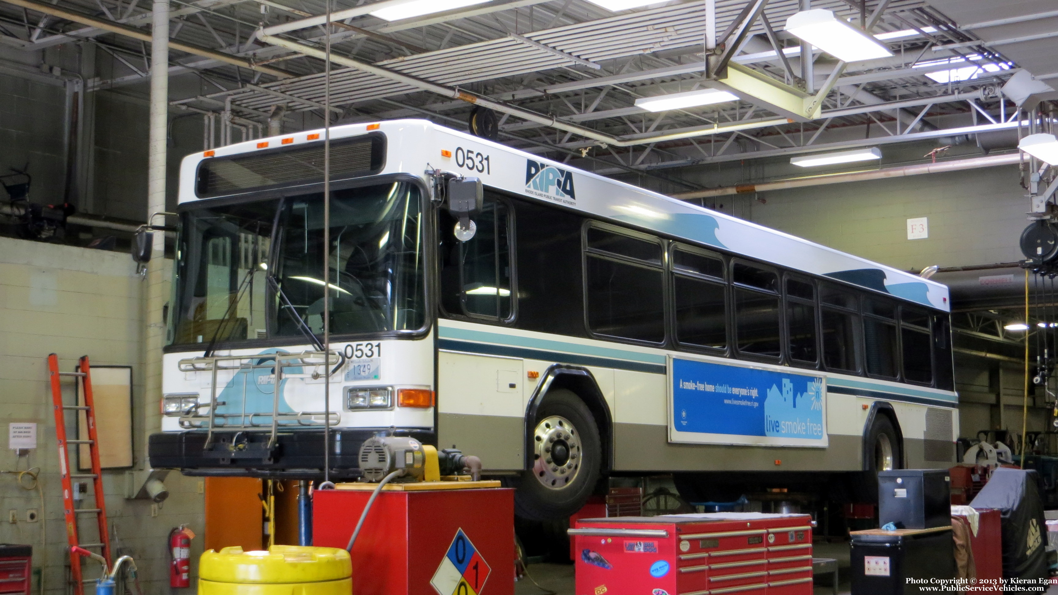 A photo  of Rhode Island Public Transit Authority
            Bus 0531, a 2005 Gillig Low Floor             taken by Kieran Egan