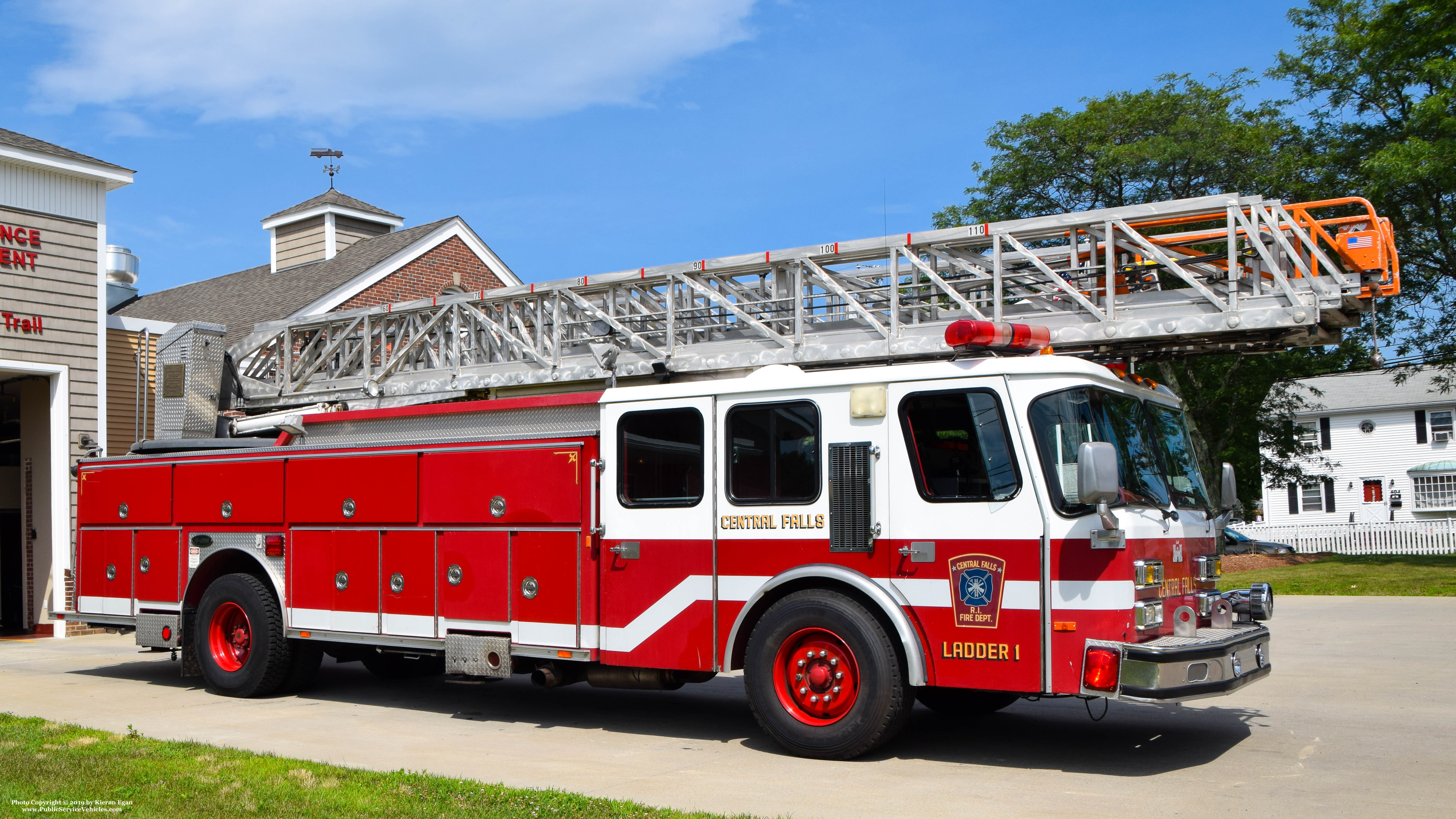 A photo  of Central Falls Fire
            Regional Spare Ladder, a 1992 E-One             taken by Kieran Egan