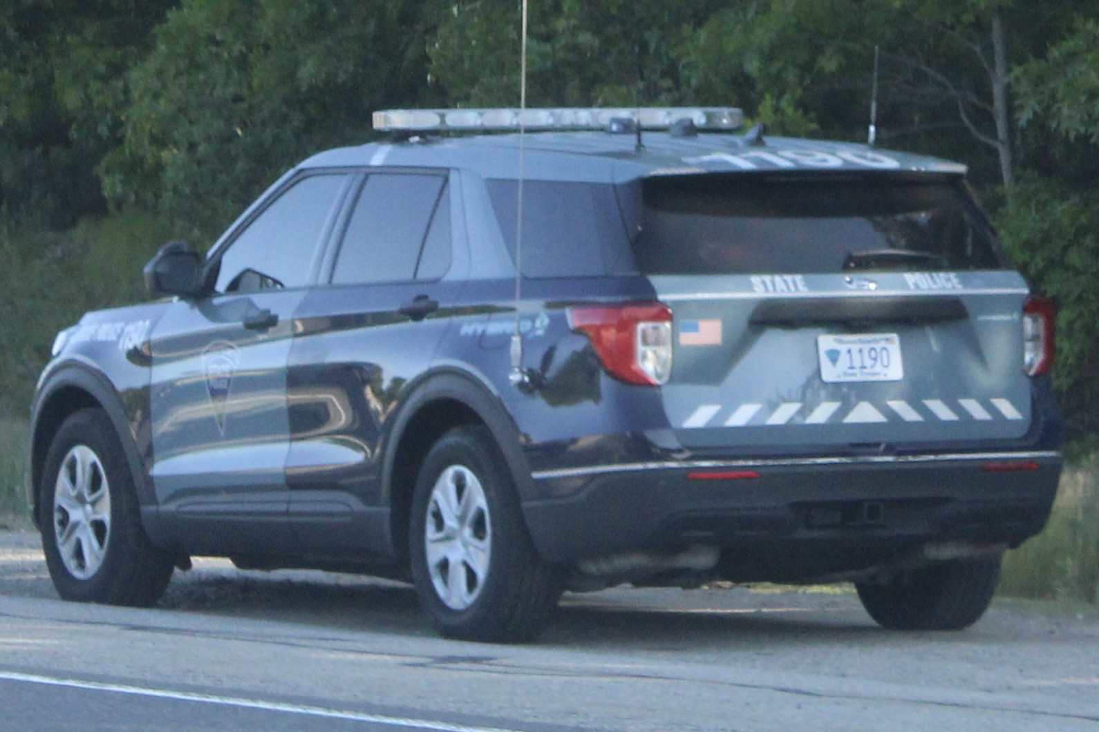 A photo  of Massachusetts State Police
            Cruiser 1190, a 2022 Ford Police Interceptor Utility Hybrid             taken by @riemergencyvehicles