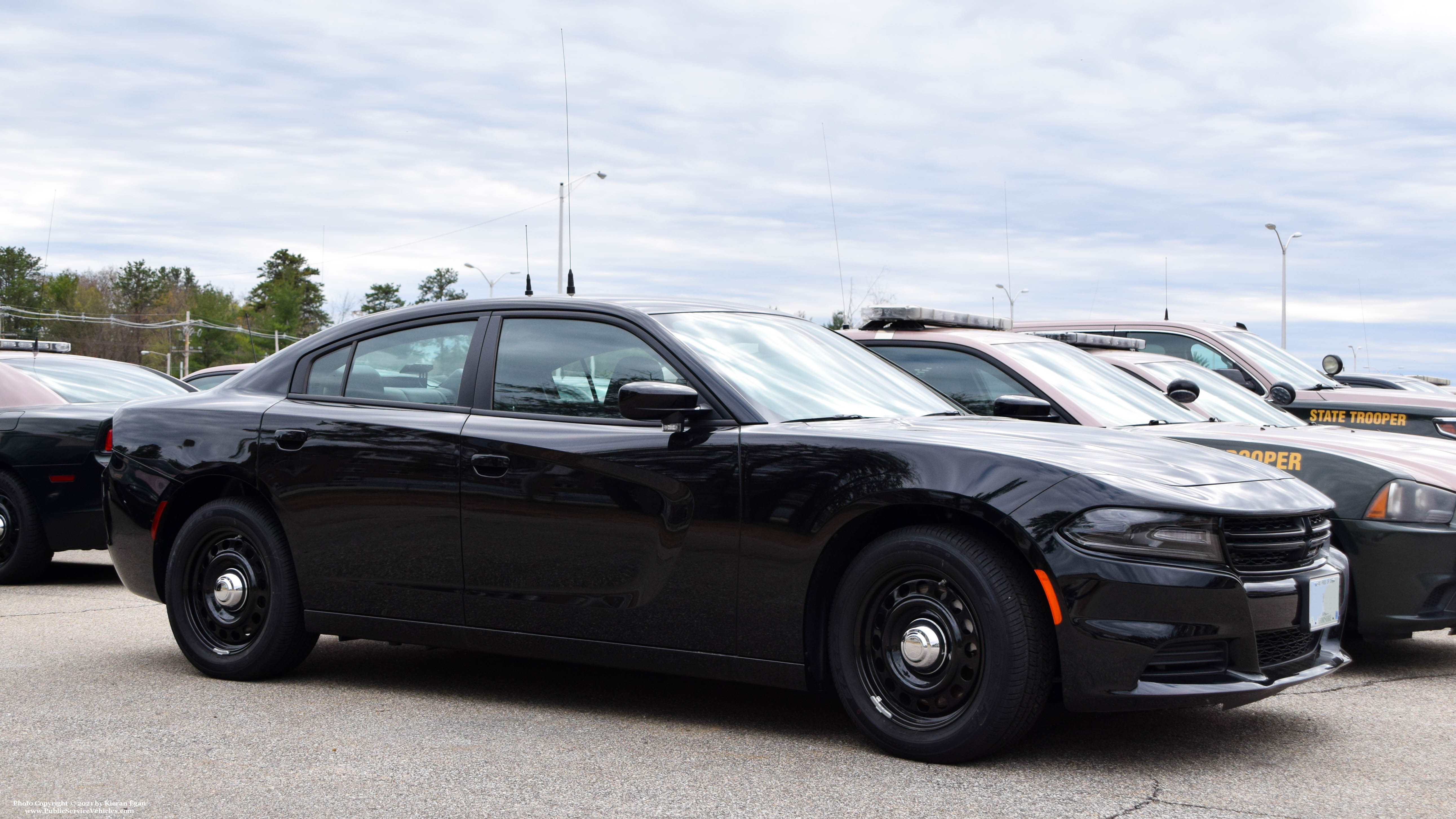 A photo  of New Hampshire State Police
            Unmarked Unit, a 2020 Dodge Charger             taken by Kieran Egan