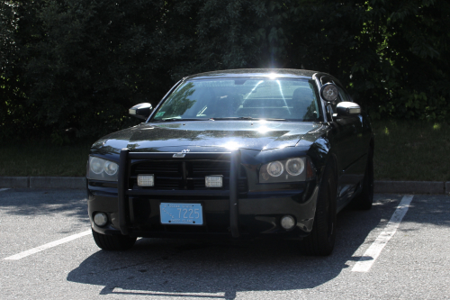 Additional photo  of Warwick Police
                    Unmarked Unit, a 2009 Dodge Charger                     taken by @riemergencyvehicles