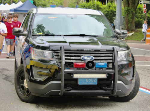Additional photo  of Warwick Police
                    Cruiser S-6, a 2017 Ford Police Interceptor Utility                     taken by @riemergencyvehicles