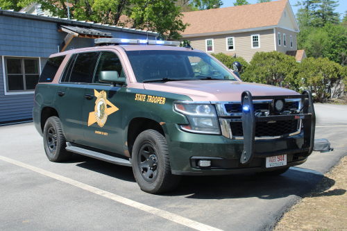 Additional photo  of New Hampshire State Police
                    Cruiser 944, a 2015-2016 Chevrolet Tahoe                     taken by @riemergencyvehicles