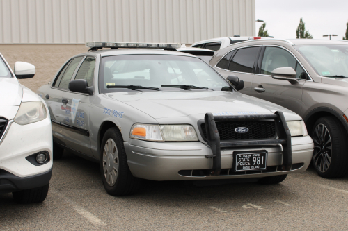 Additional photo  of Rhode Island State Police
                    Cruiser 981, a 2006-2008 Ford Crown Victoria Police Interceptor                     taken by Kieran Egan