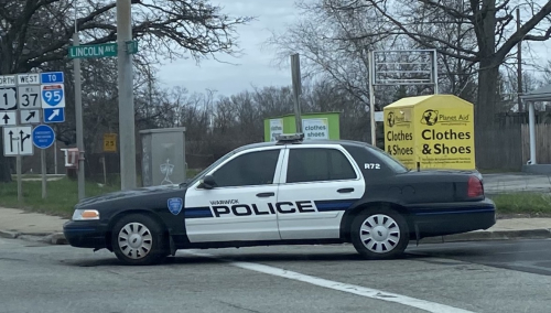 Additional photo  of Warwick Police
                    Cruiser R-72, a 2009-2011 Ford Crown Victoria Police Interceptor                     taken by Kieran Egan